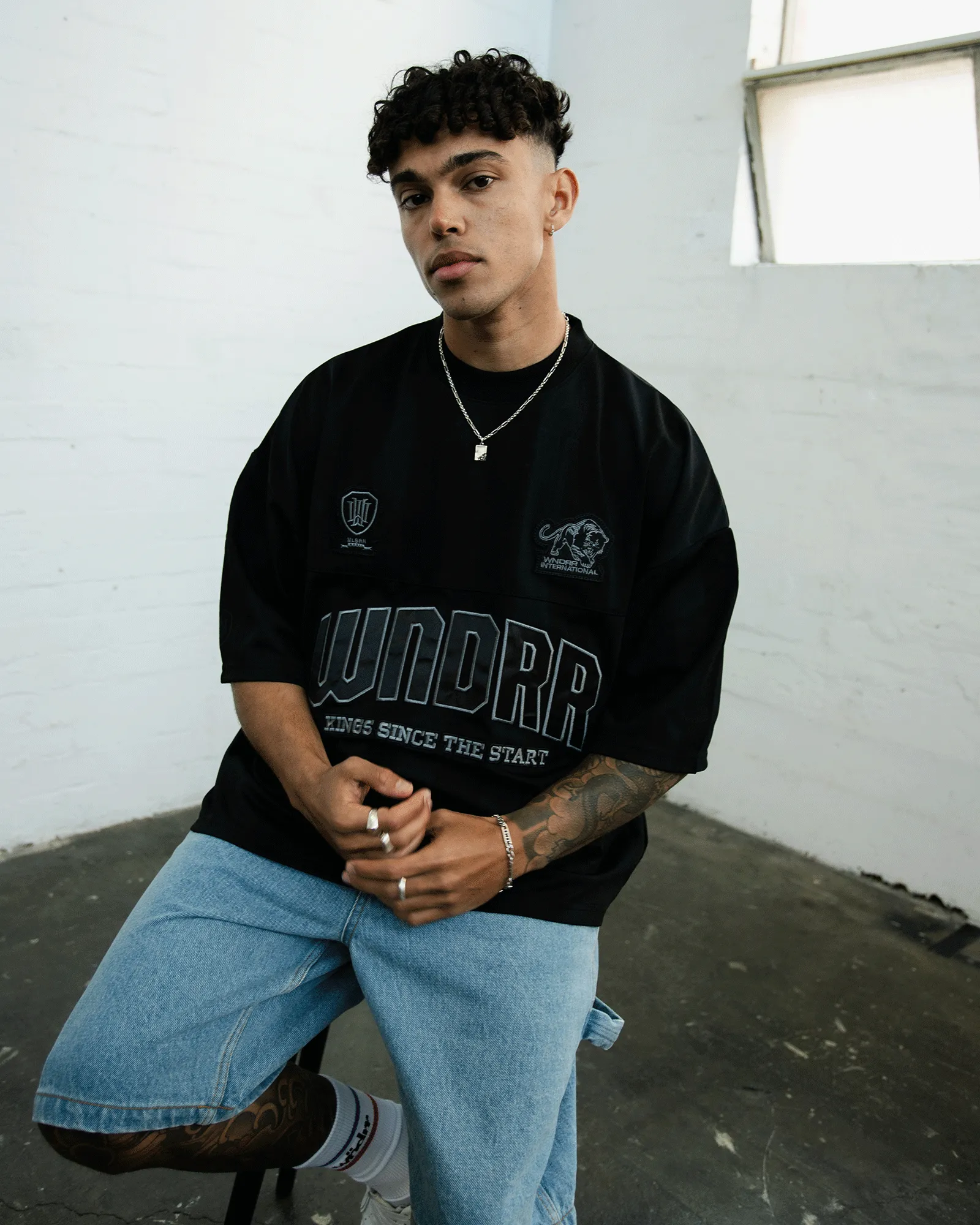 FEUD QUARTERBACK JERSEY - BLACK sold by WNDRR product image thumbnail 2