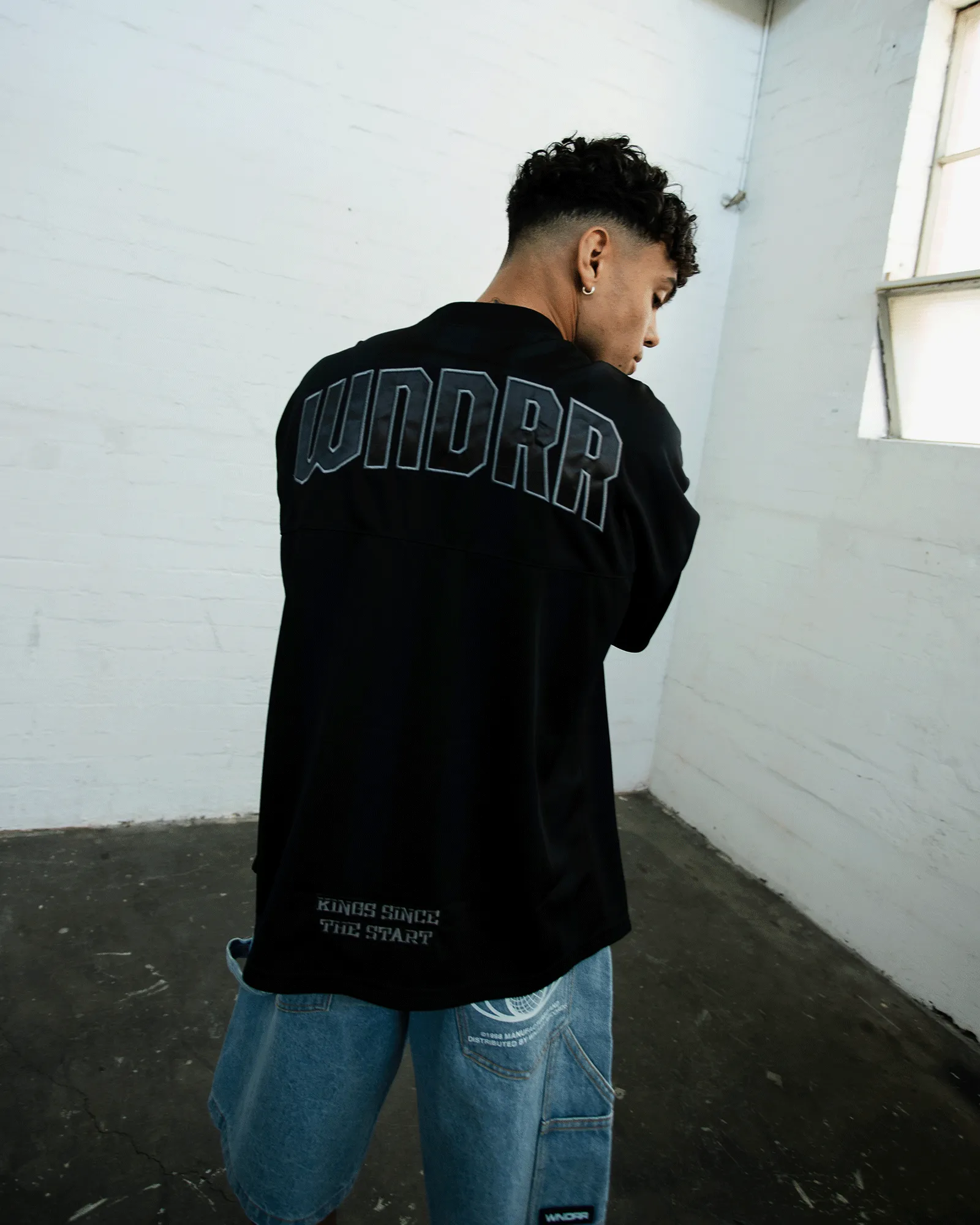 FEUD QUARTERBACK JERSEY - BLACK sold by WNDRR product image thumbnail 4