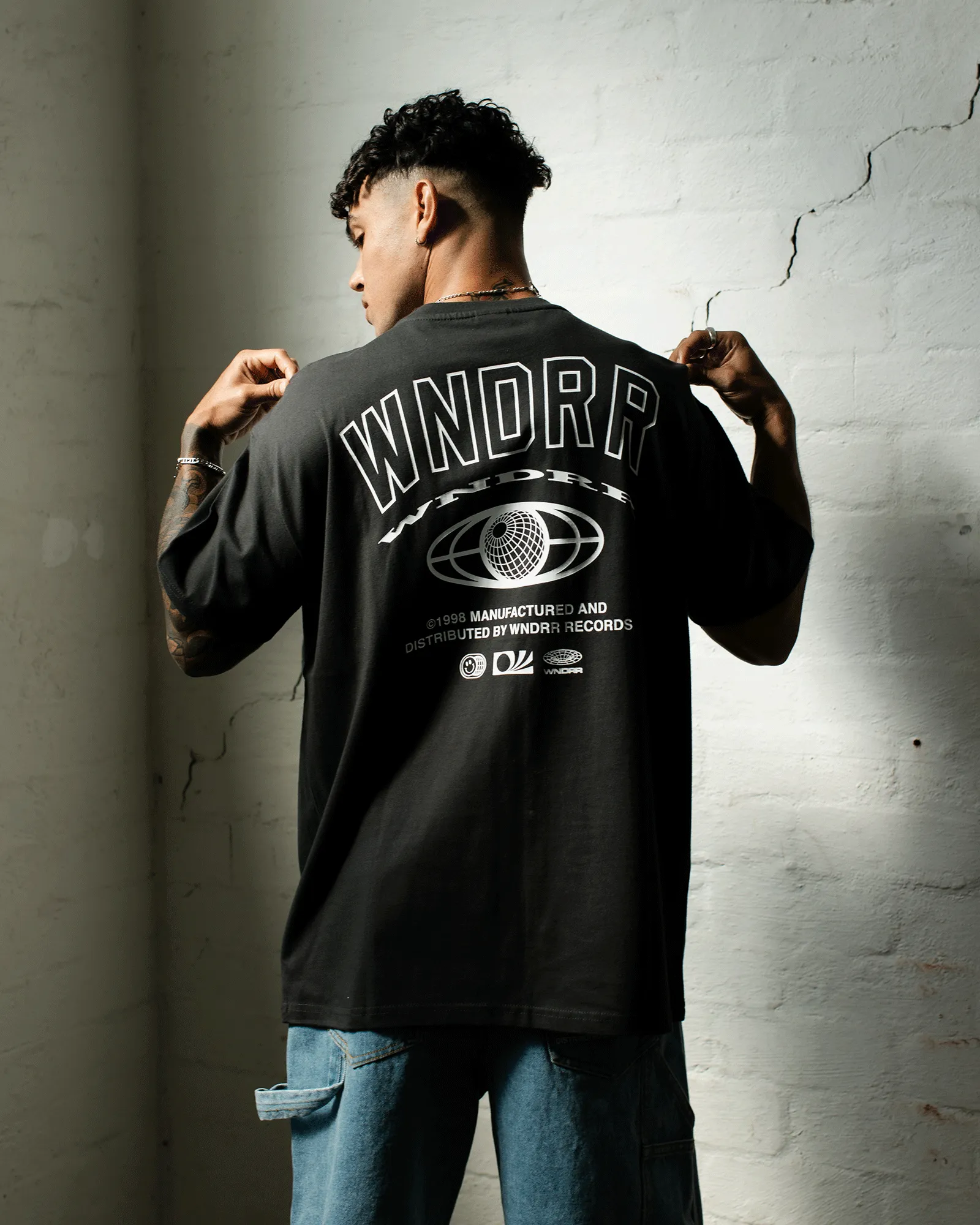 OUTLET BOX FIT TEE - FADED BLACK sold by WNDRR product image thumbnail 2