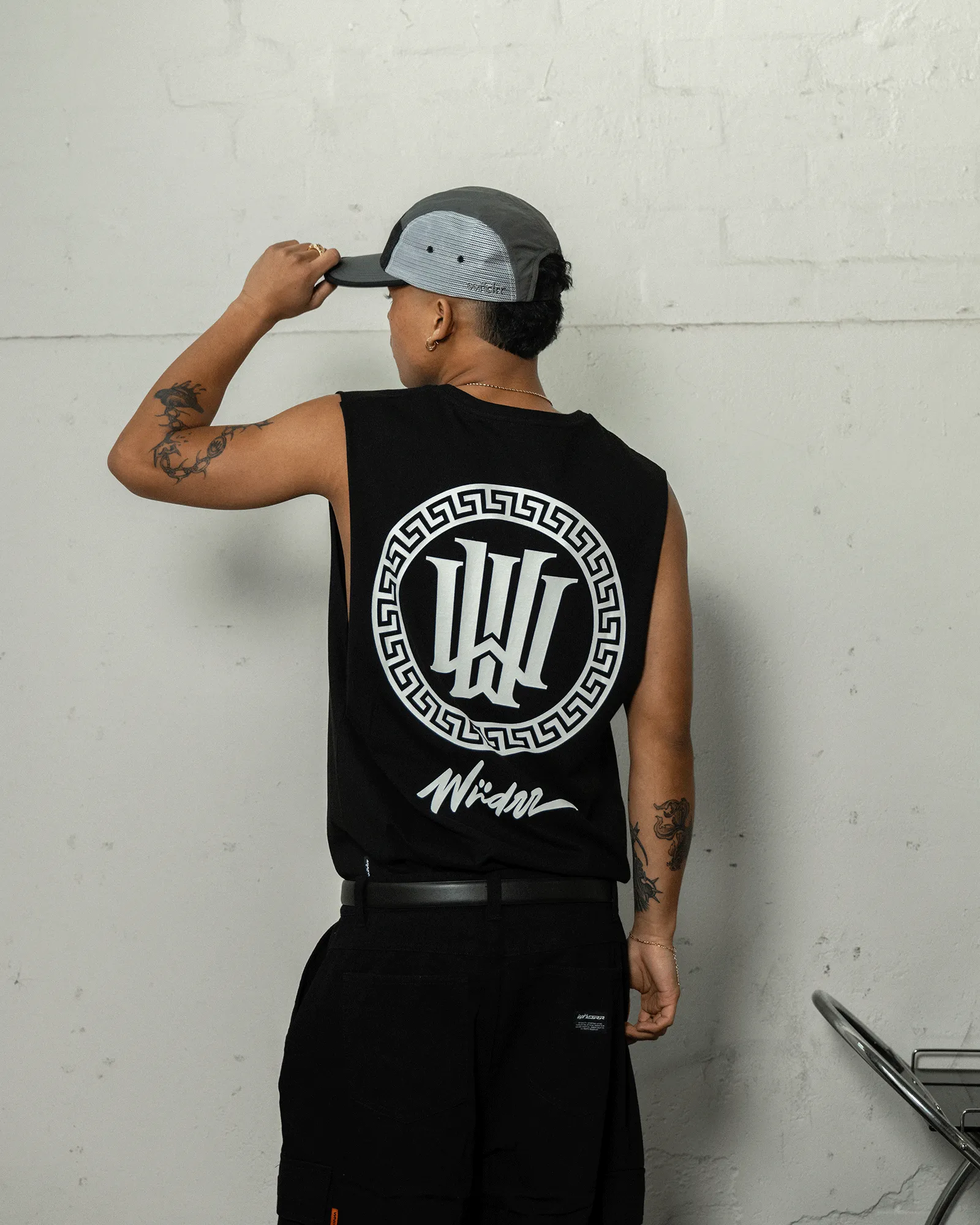 APOLLO MUSCLE TOP - BLACK sold by WNDRR product image thumbnail 2