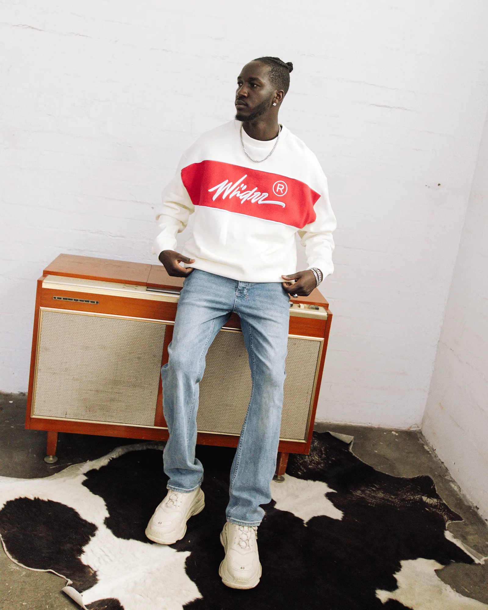 OFFEND CREW SWEAT - OFF WHITE/RED sold by WNDRR product image thumbnail 4