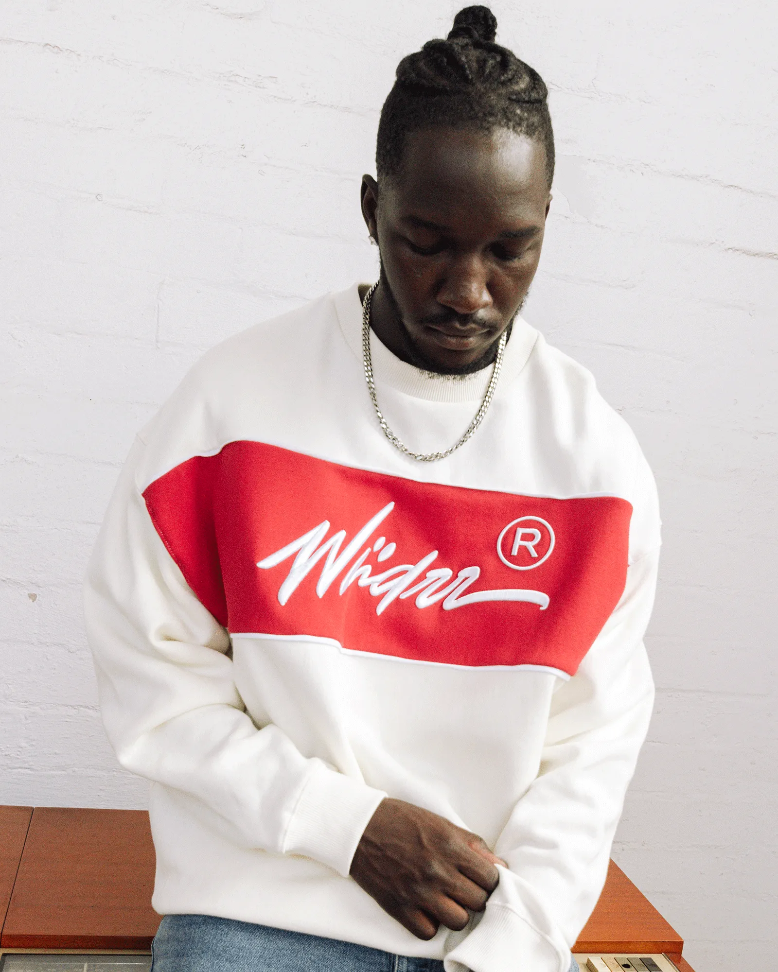 OFFEND CREW SWEAT - OFF WHITE/RED sold by WNDRR product image thumbnail 5
