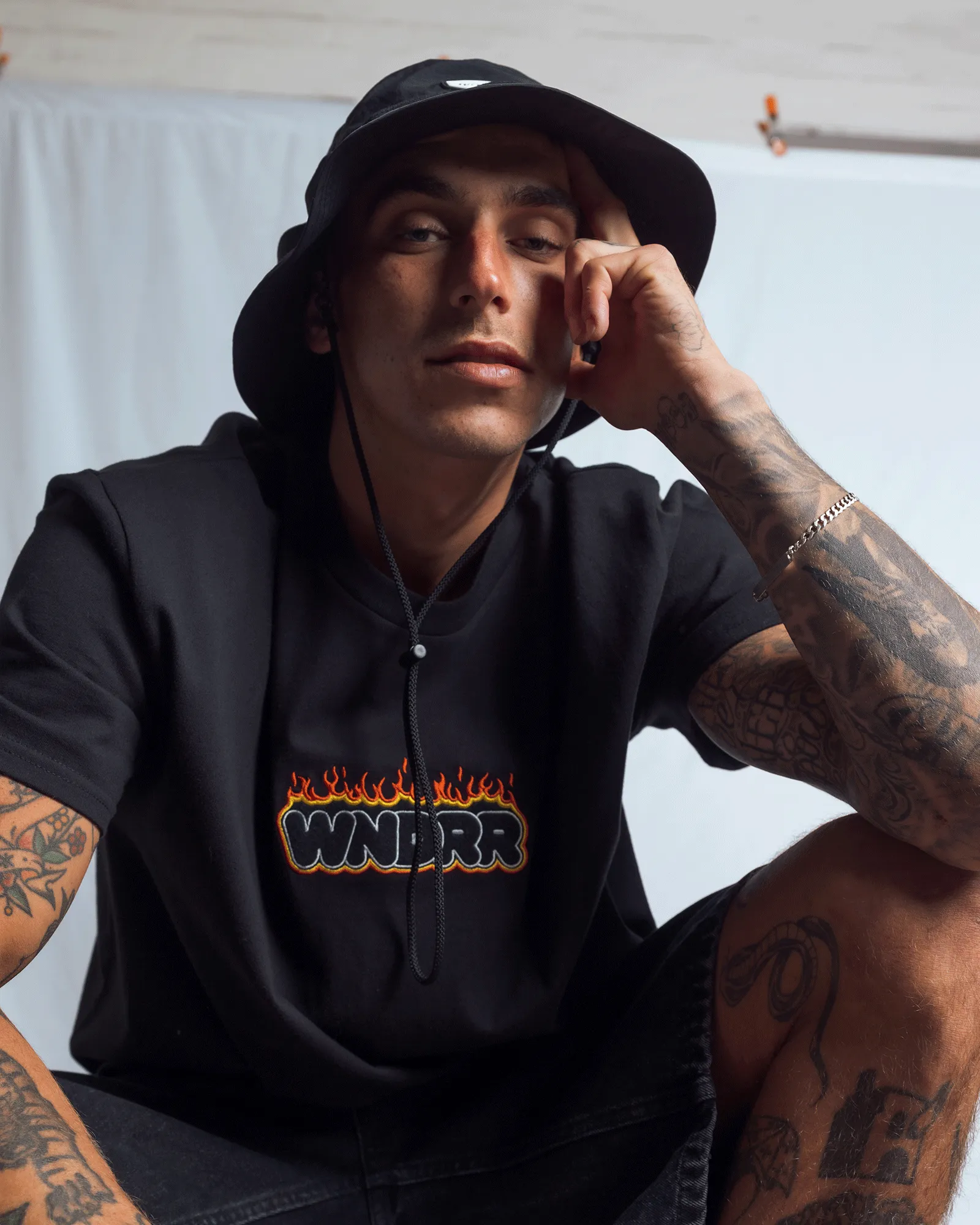 FLINT BOX FIT TEE - BLACK sold by WNDRR product image thumbnail 2