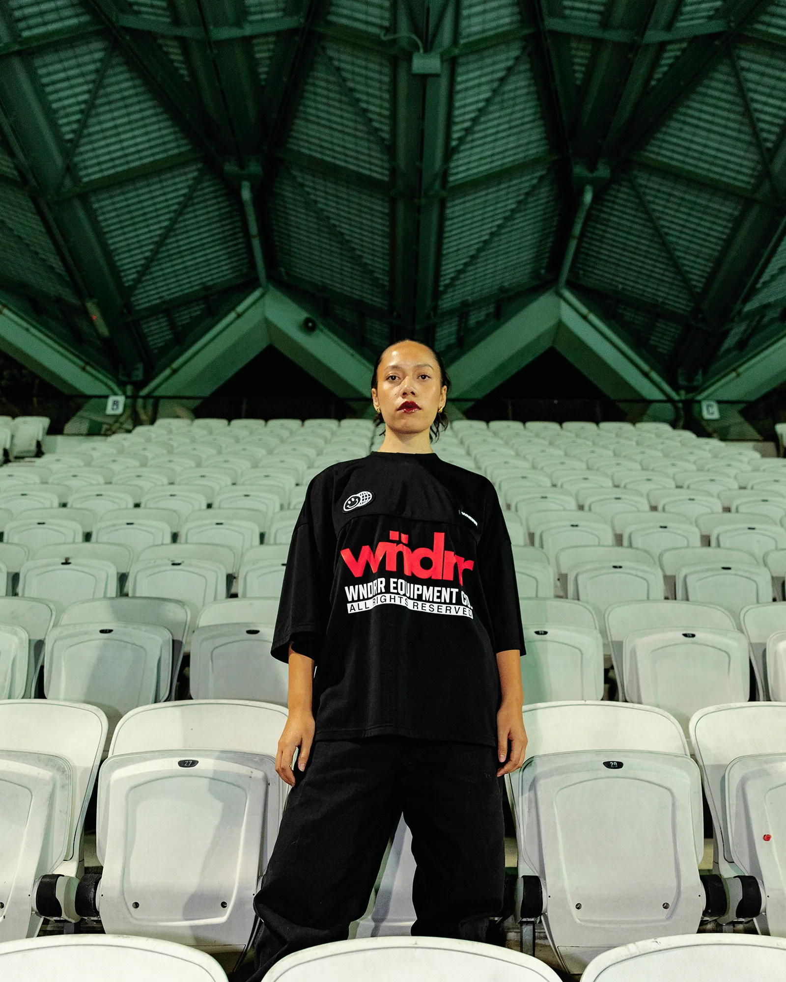FRONTLINE QUARTERBACK JERSEY - BLACK sold by WNDRR product image thumbnail 4