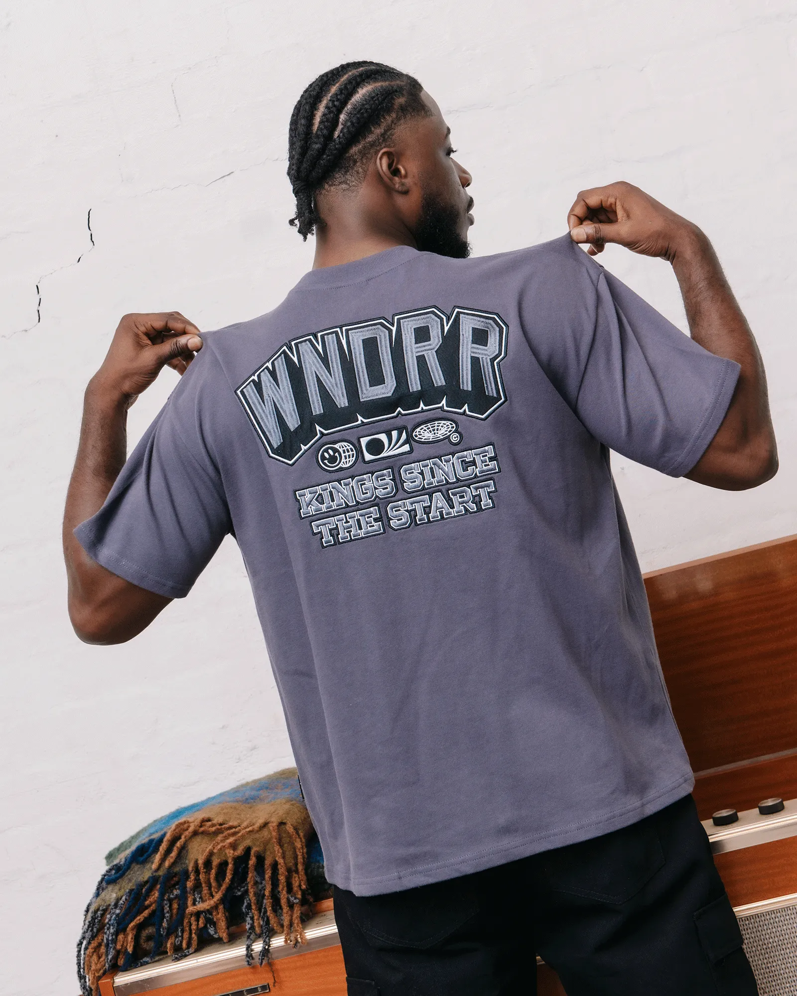 ALL ROUNDER HEAVY WEIGHT TEE - CHARCOAL sold by WNDRR product image thumbnail 2