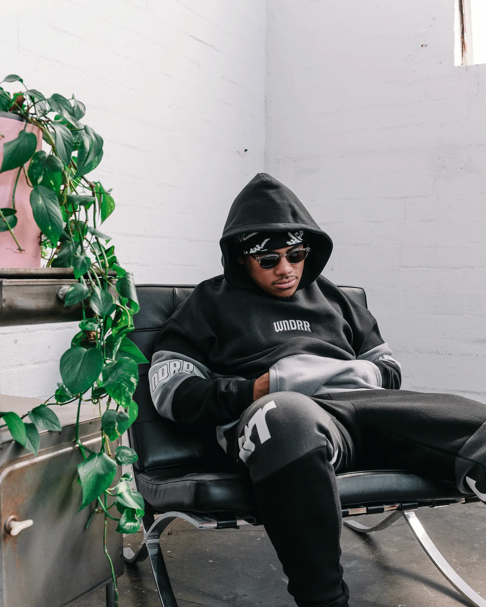 LATCH PANEL HOOD SWEAT - BLACK/GREY sold by WNDRR product image thumbnail 2