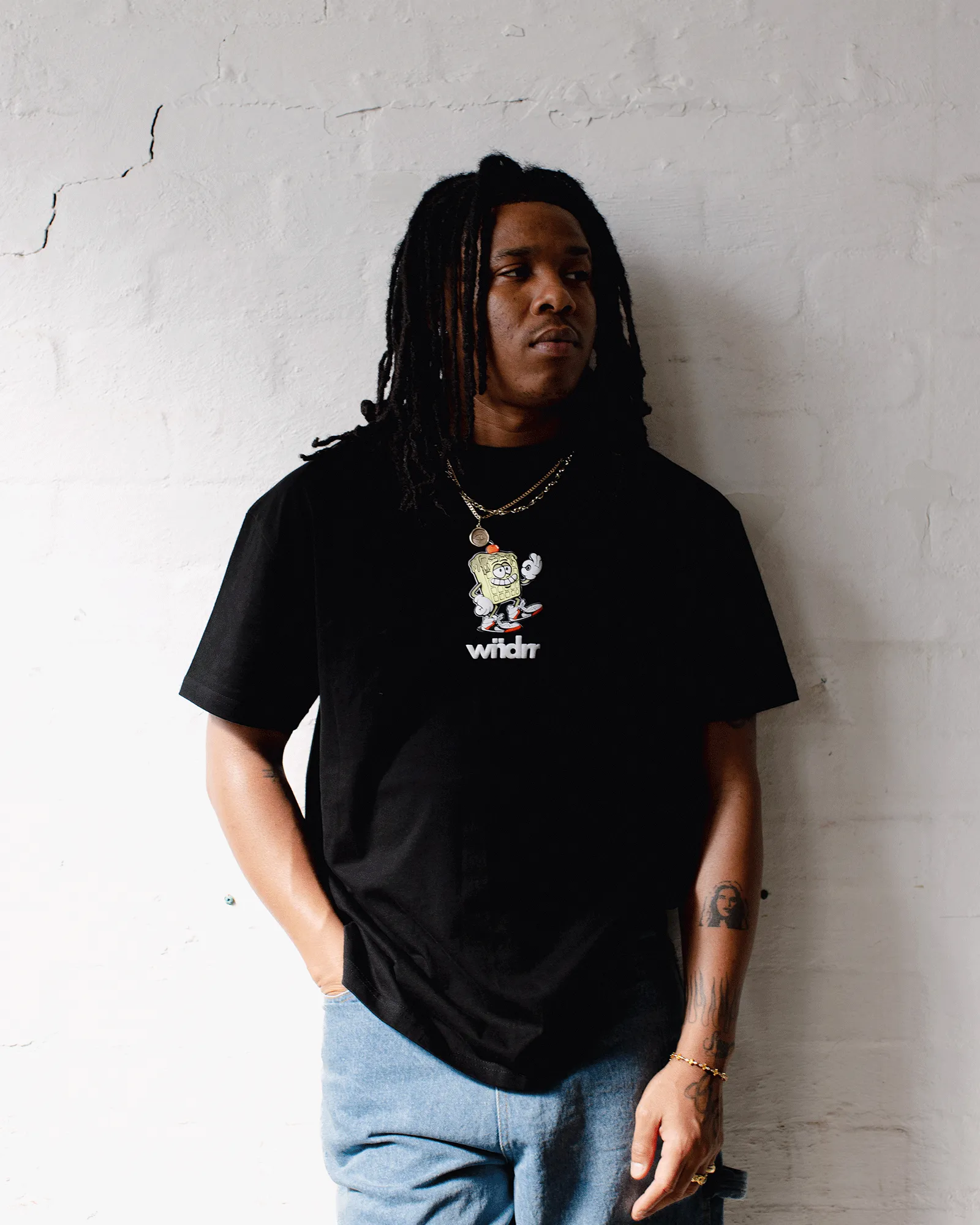 WAFFLE HOUSE BOX FIT TEE - BLACK sold by WNDRR product image thumbnail 4