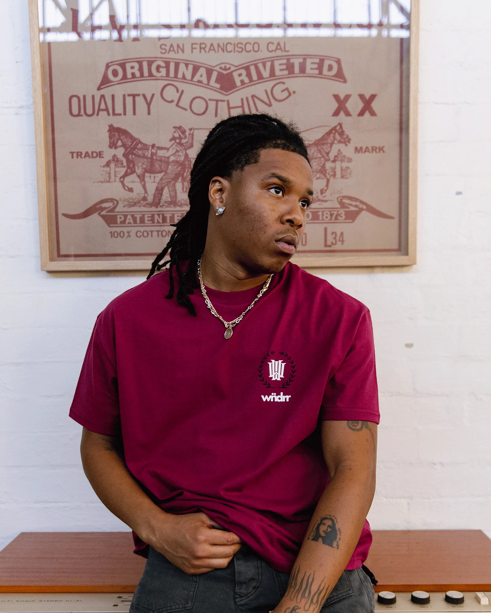 EMPEROR BOX FIT TEE - BLOOD RED sold by WNDRR product image thumbnail 4