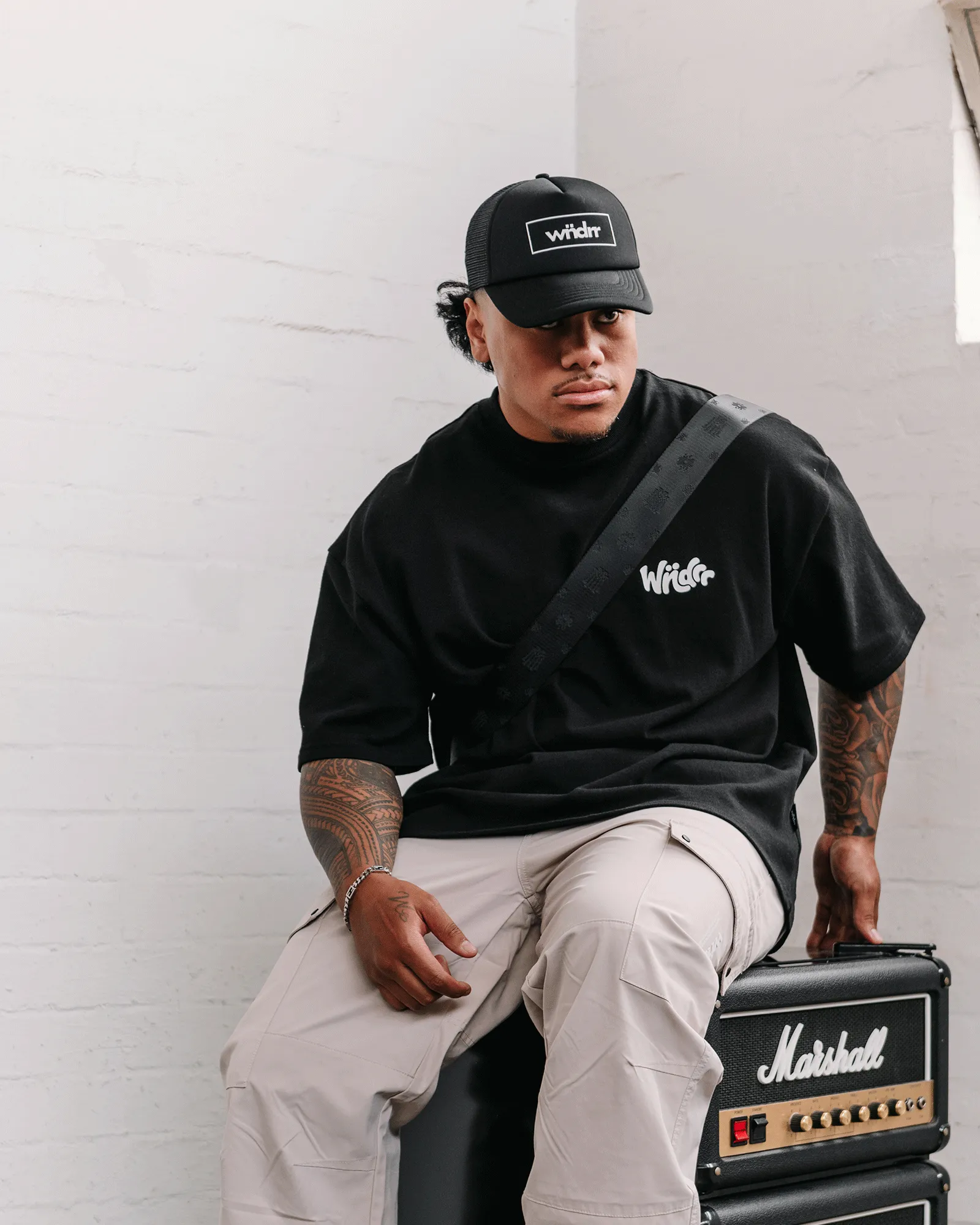 ALL OUT HEAVY WEIGHT TEE - BLACK sold by WNDRR product image thumbnail 5