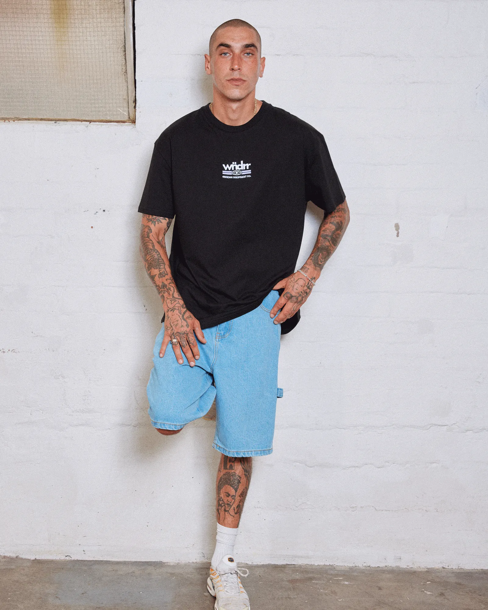 DAKOTA BOX FIT TEE - BLACK sold by WNDRR product image thumbnail 4