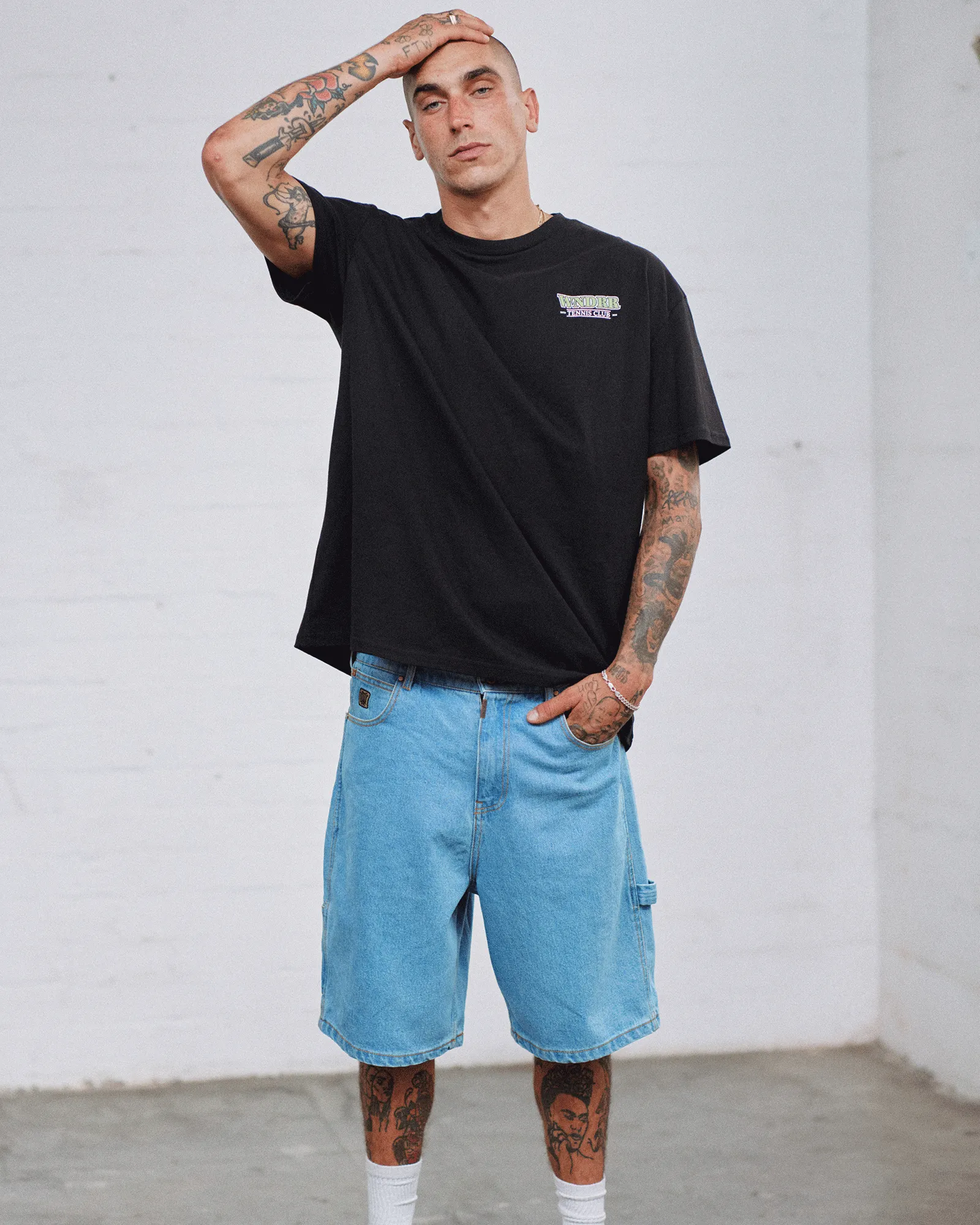 ACE BOX FIT TEE - BLACK sold by WNDRR product image thumbnail 4