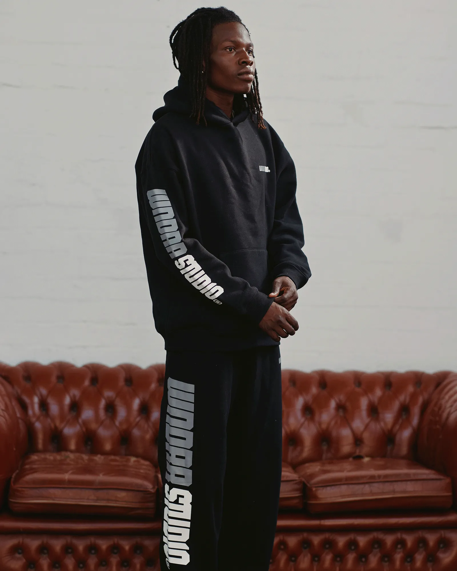 STUDIO HOOD SWEAT - BLACK sold by WNDRR product image thumbnail 2