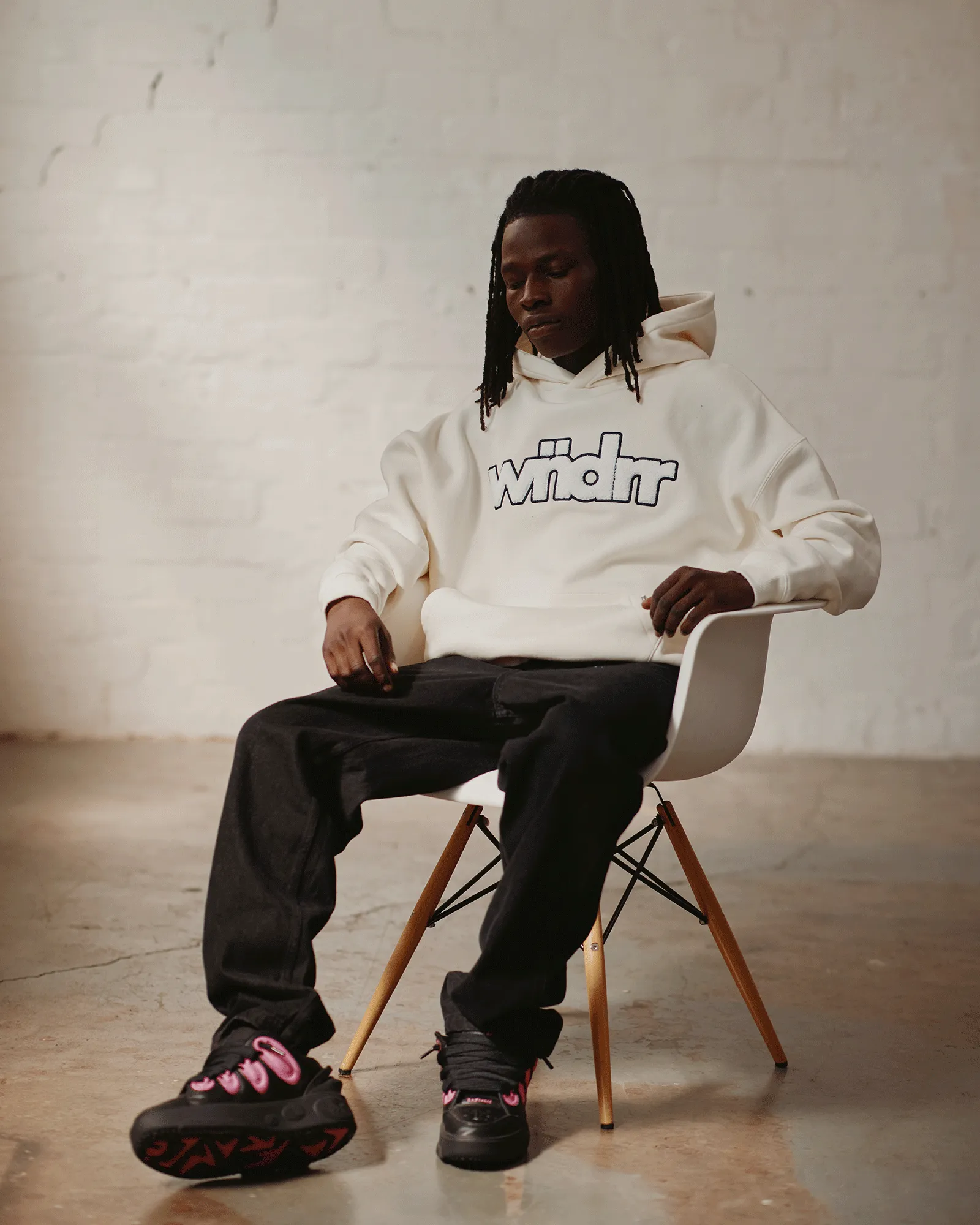 TONE HOOD SWEAT - OFF WHITE sold by WNDRR product image thumbnail 4