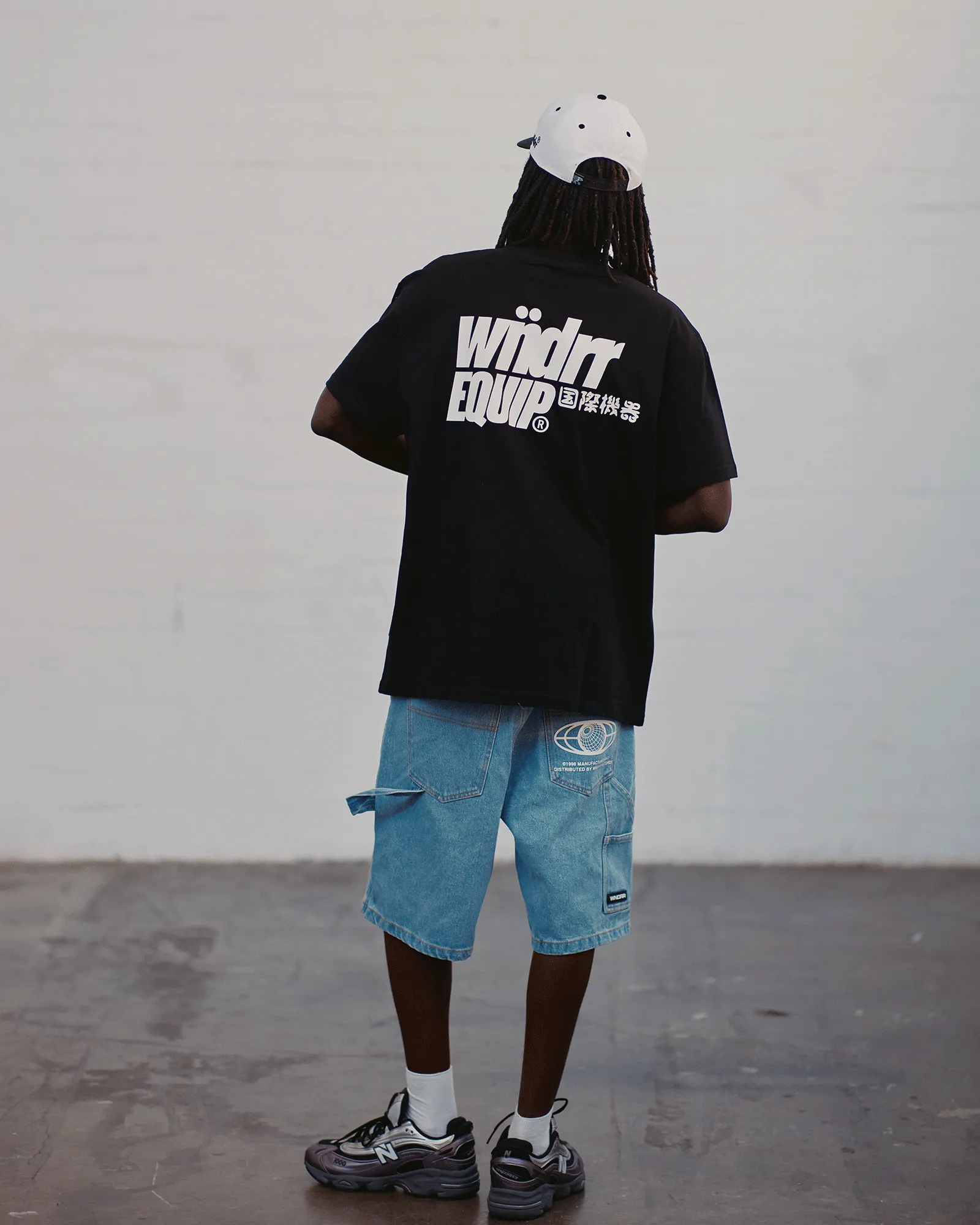 SLANT BOX FIT TEE - BLACK sold by WNDRR product image thumbnail 5