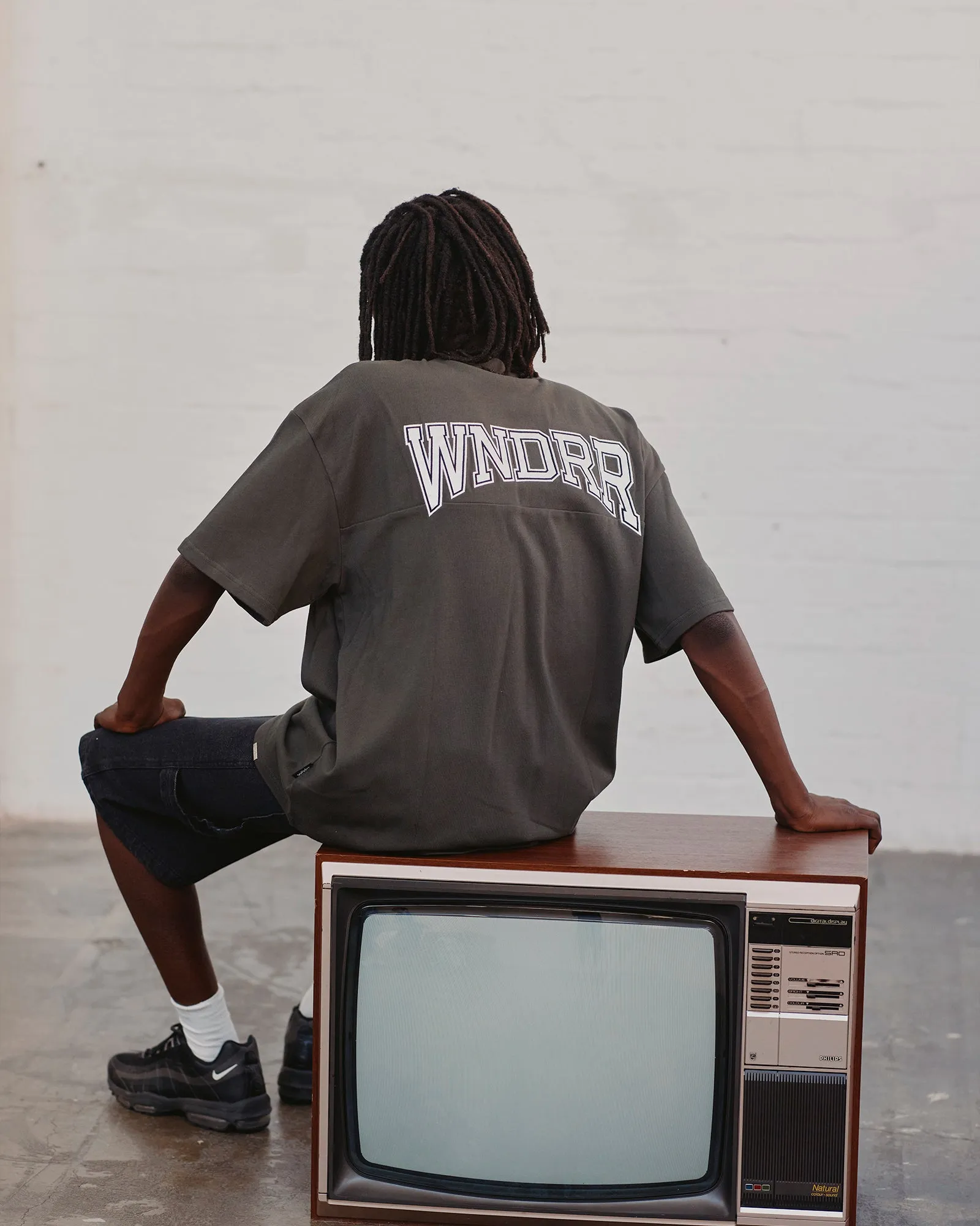 ARC HEAVY WEIGHT TEE - INK sold by WNDRR product image thumbnail 2