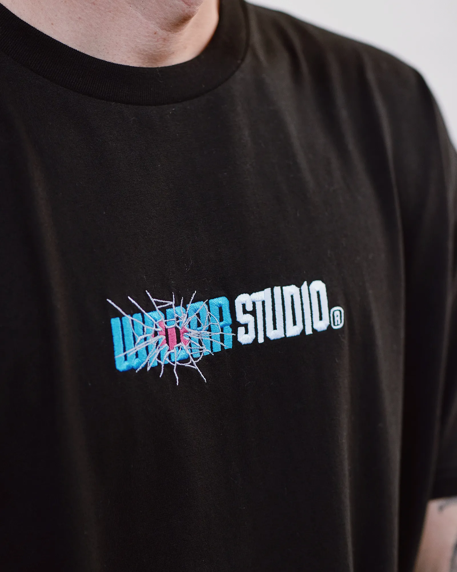 SHATTER BOX FIT TEE - BLACK sold by WNDRR product image thumbnail 5