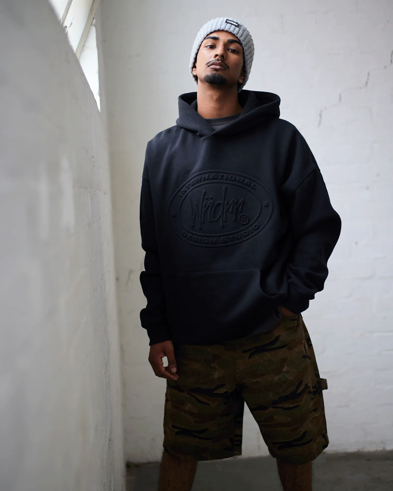 MINTED HOOD SWEAT - BLACK sold by WNDRR product image thumbnail 4