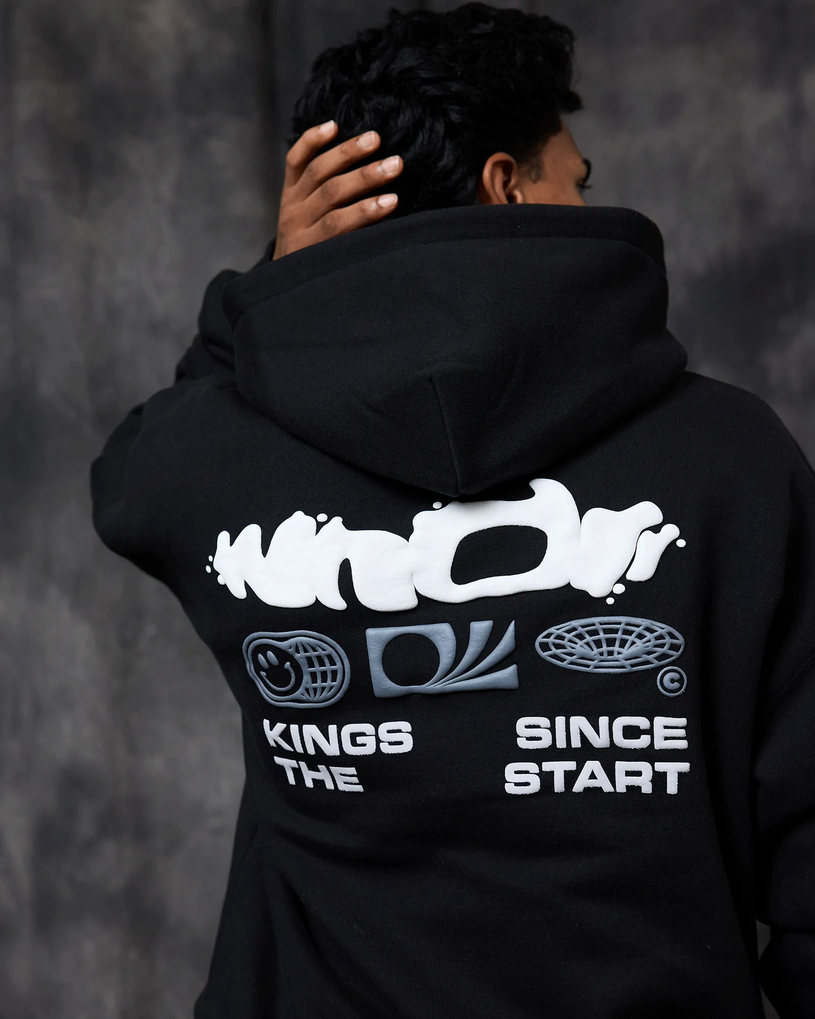 BREAKTHROUGH HOOD SWEAT - BLACK sold by WNDRR product image thumbnail 2