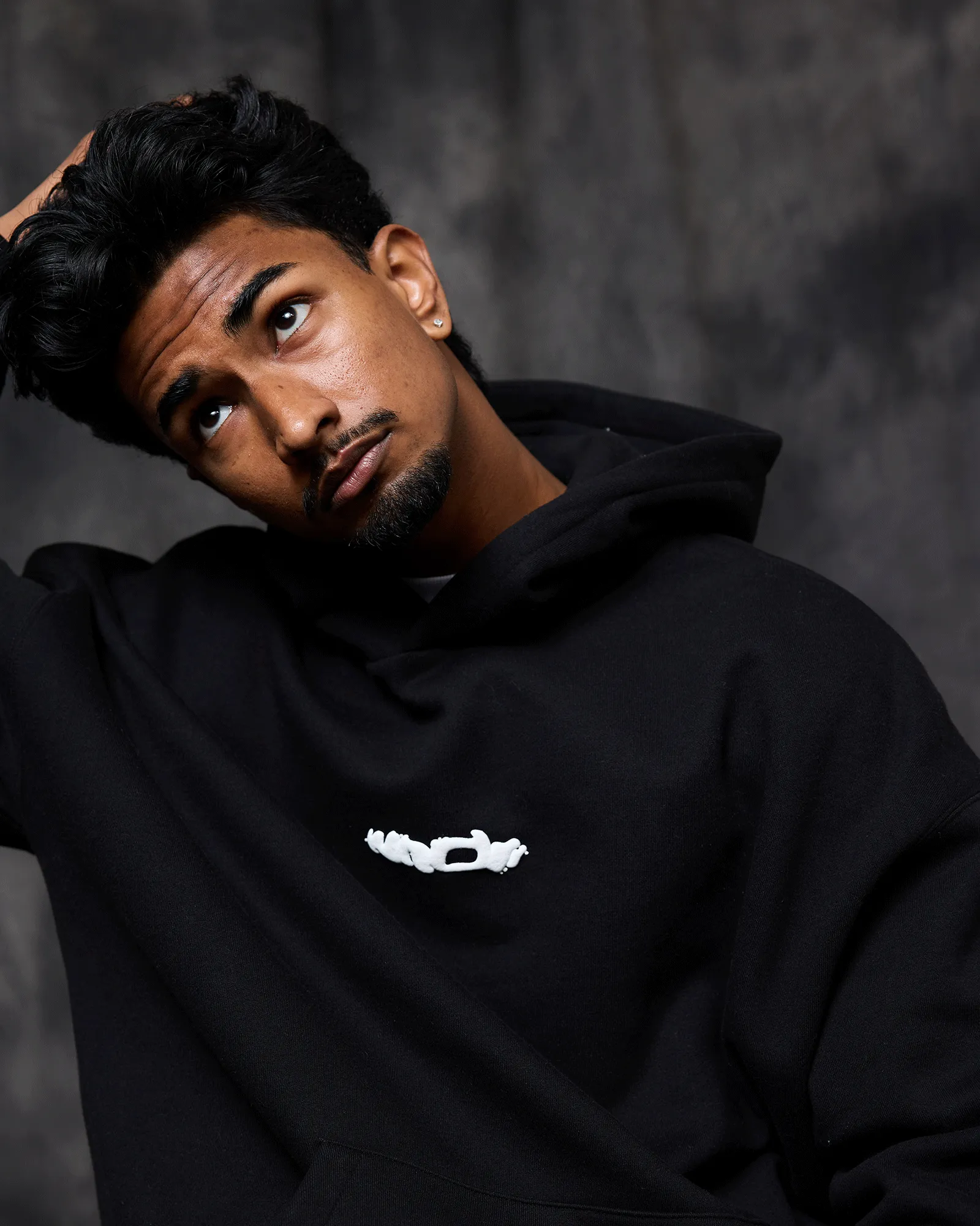 BREAKTHROUGH HOOD SWEAT - BLACK sold by WNDRR product image thumbnail 4