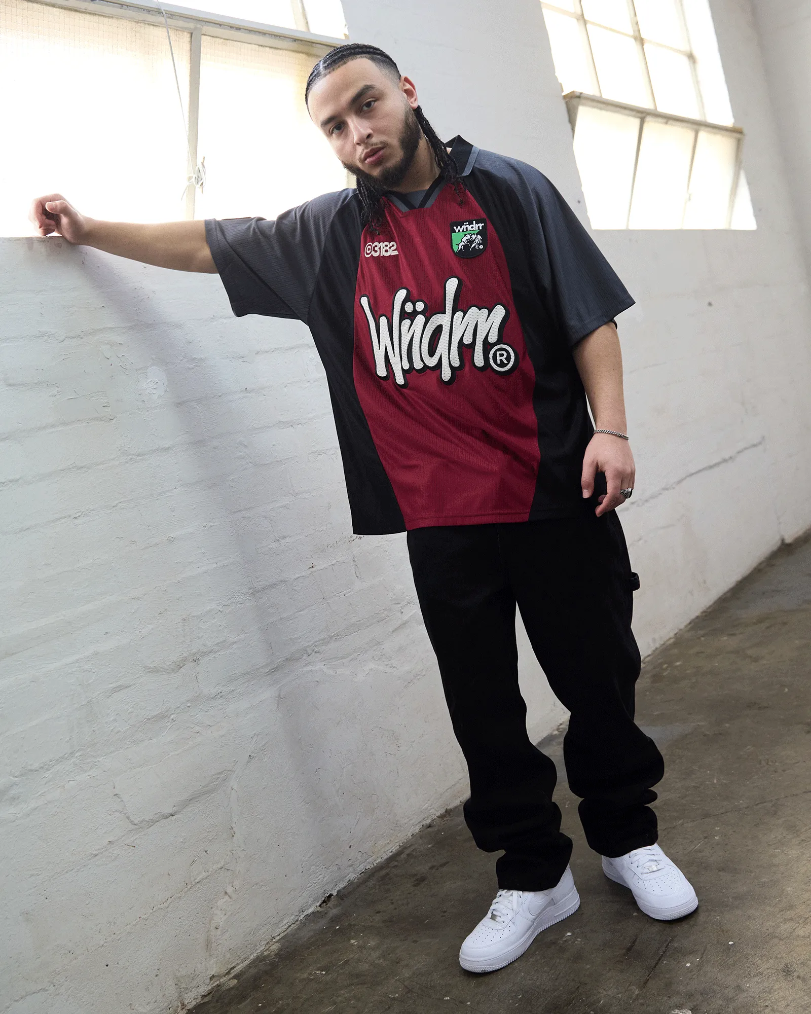 KICKOFF FOOTBALL JERSEY - BLACK/RED sold by WNDRR product image thumbnail 2