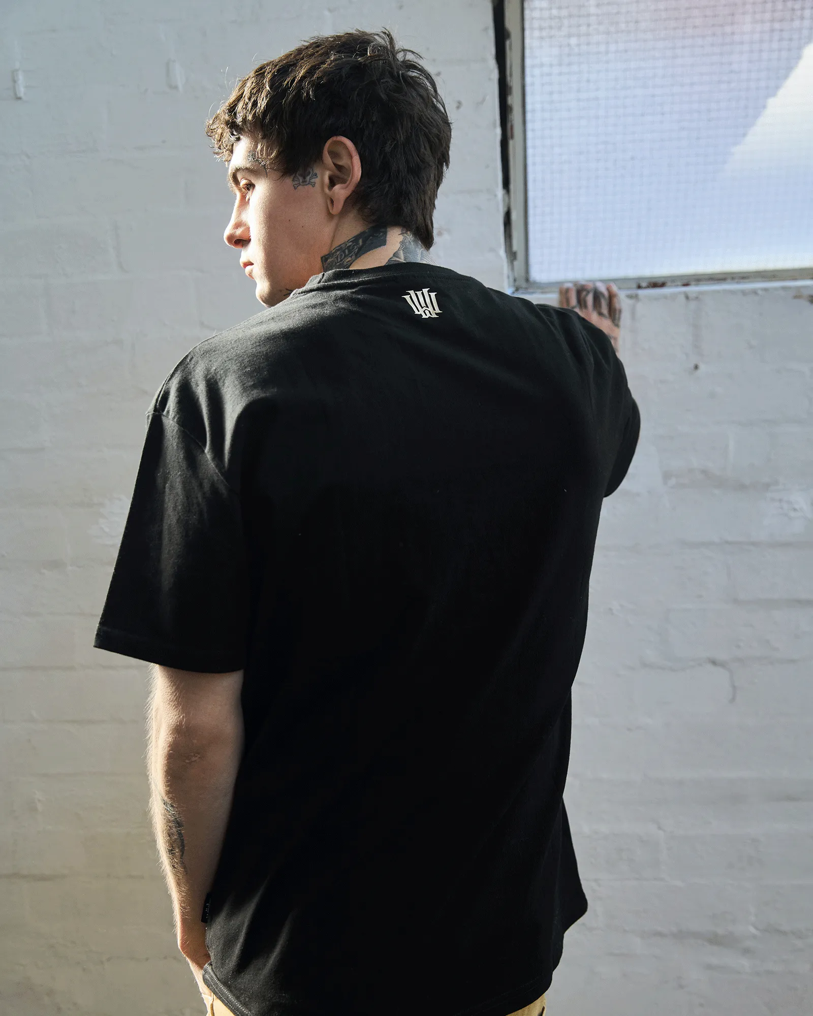 ATELIER BOX FIT TEE - BLACK sold by WNDRR product image thumbnail 4