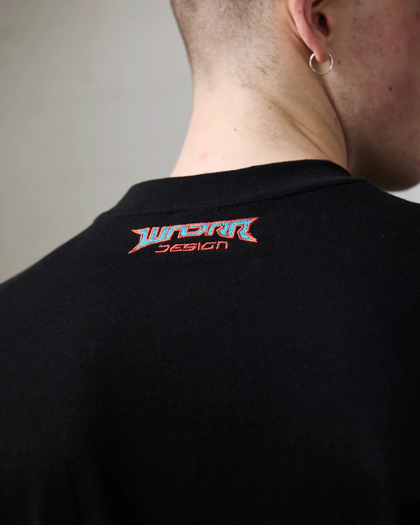 PULSE HEAVY WEIGHT TEE - BLACK sold by WNDRR product image thumbnail 4