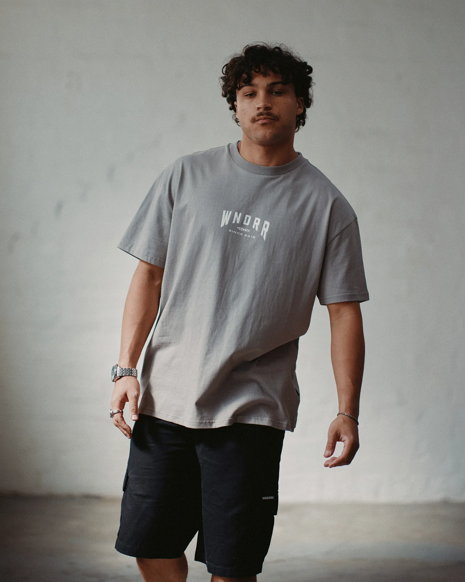 BRIDGE BOX FIT TEE - MOON GREY sold by WNDRR product image thumbnail 4
