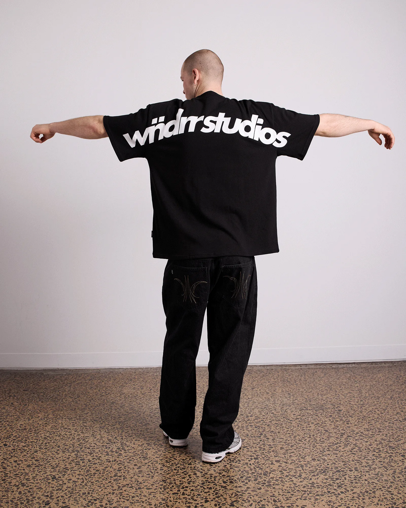 STXRHAUS HEAVY WEIGHT TEE - BLACK sold by WNDRR product image thumbnail 2