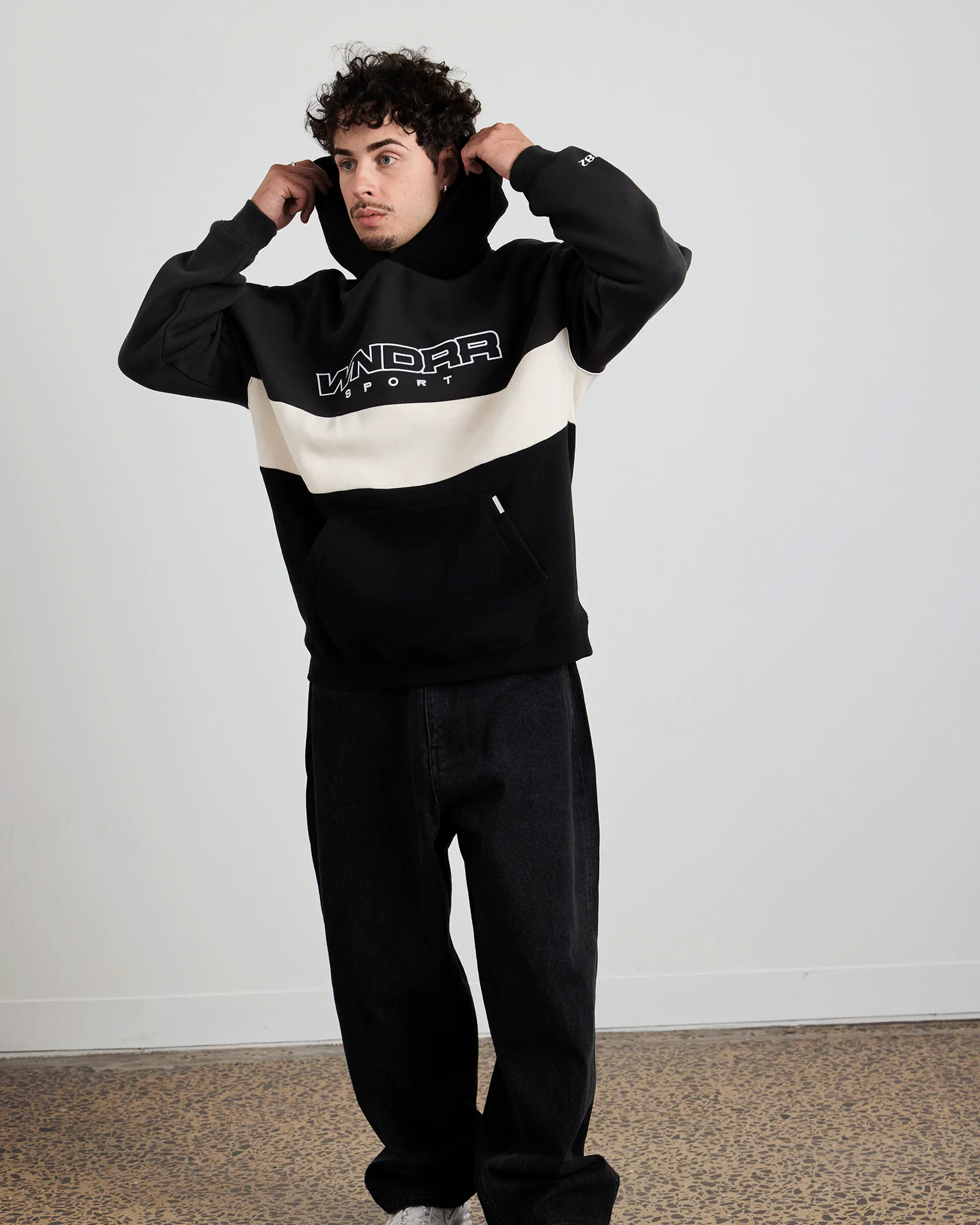 STARTER PANEL HOOD SWEAT - BLACK sold by WNDRR product image thumbnail 4