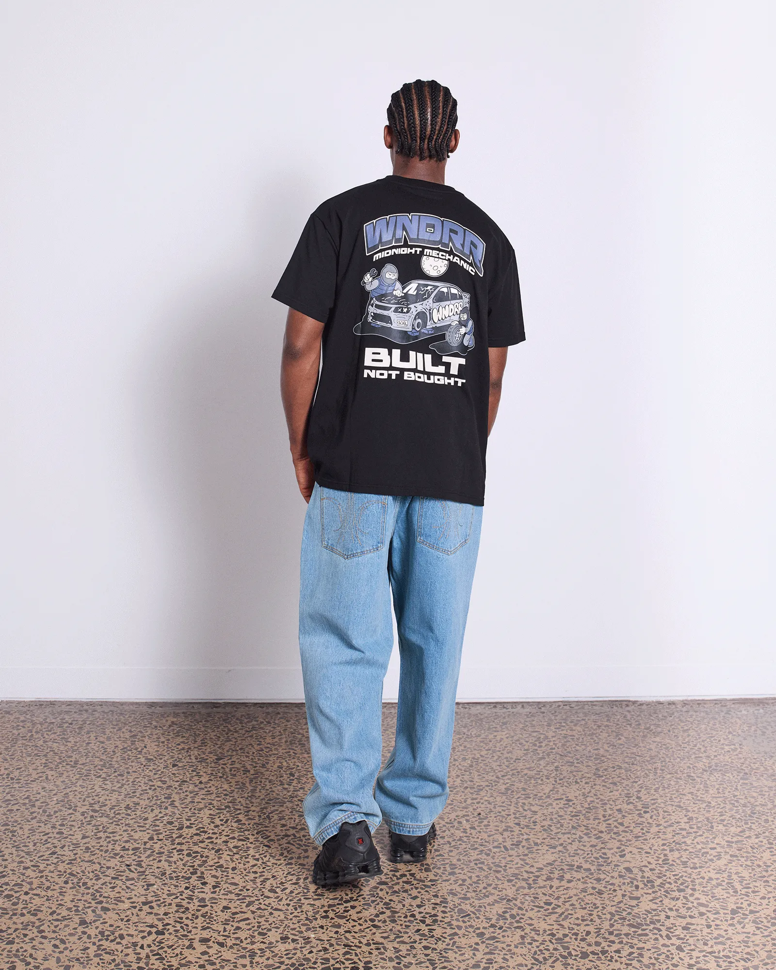 BUILT BOX FIT TEE - BLACK sold by WNDRR product image thumbnail 5