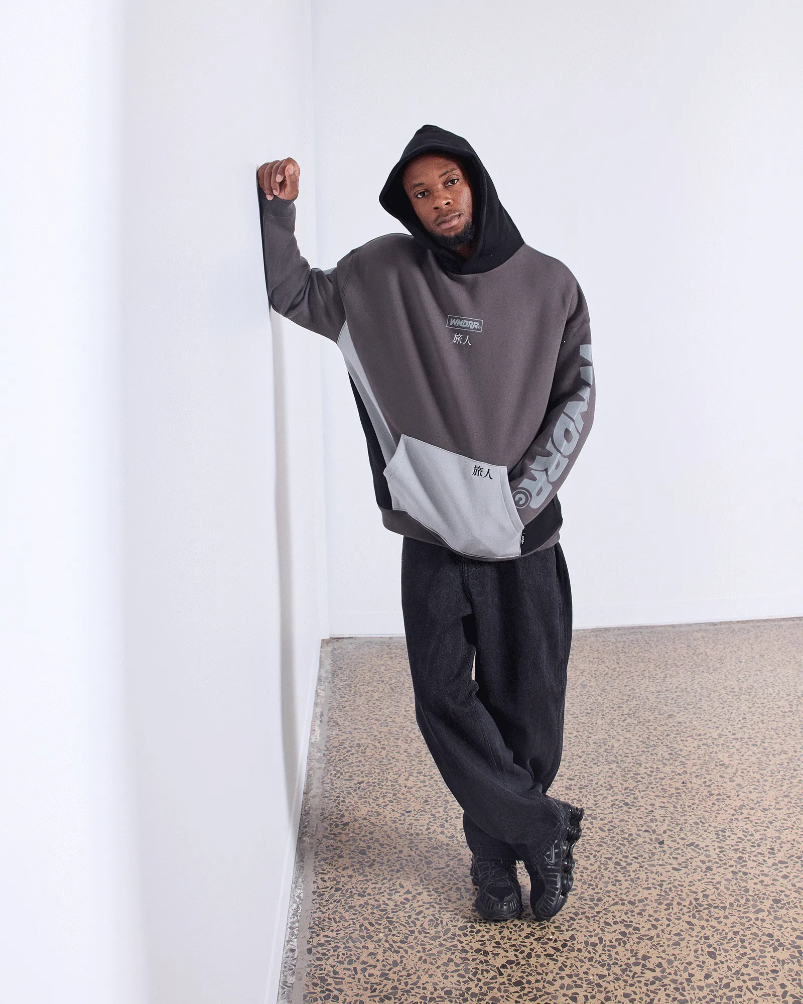 PRIVACY PANEL HOOD SWEAT - GREY/BLACK sold by WNDRR product image thumbnail 4