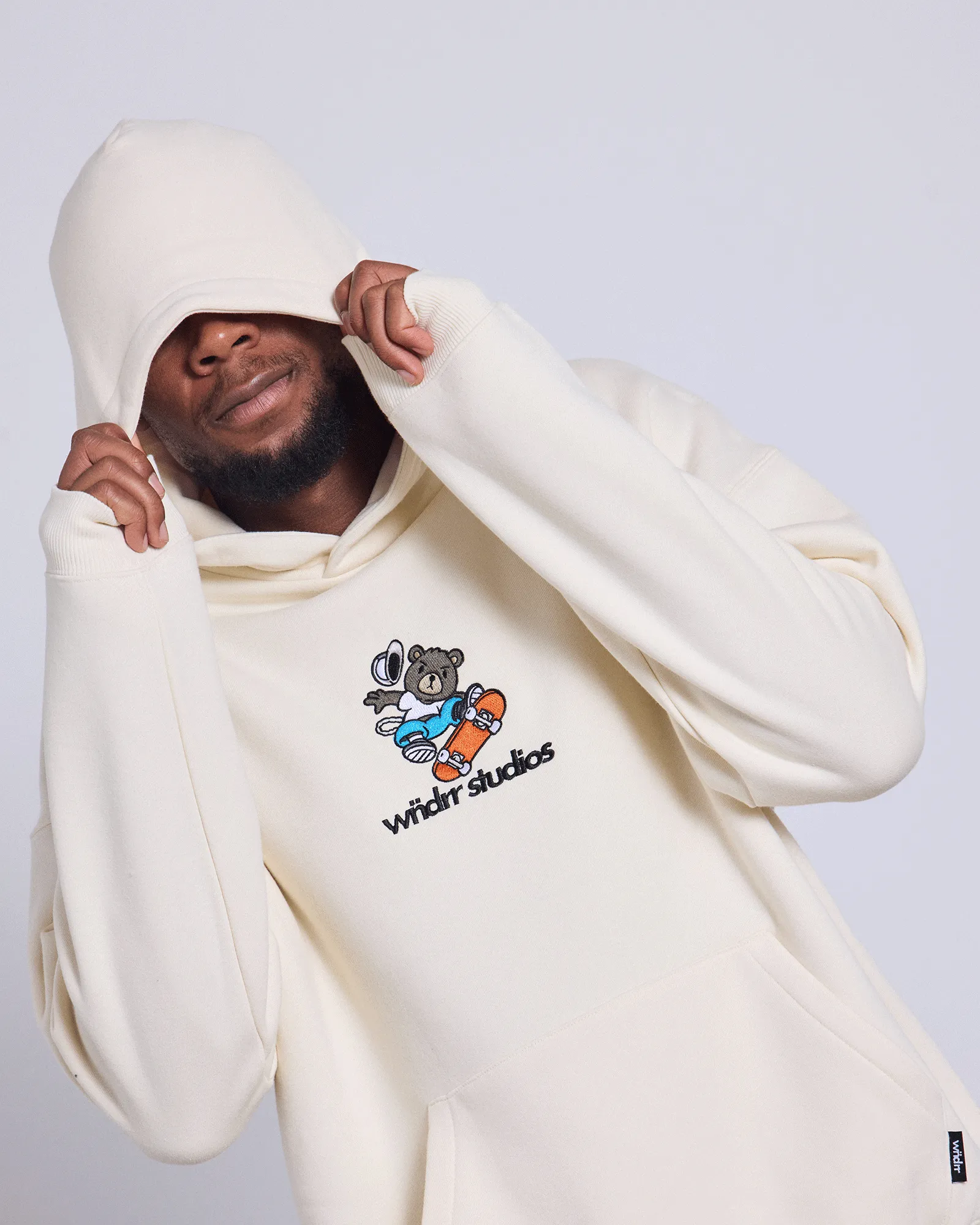 SK8 HOOD SWEAT - OFF WHITE sold by WNDRR product image thumbnail 5
