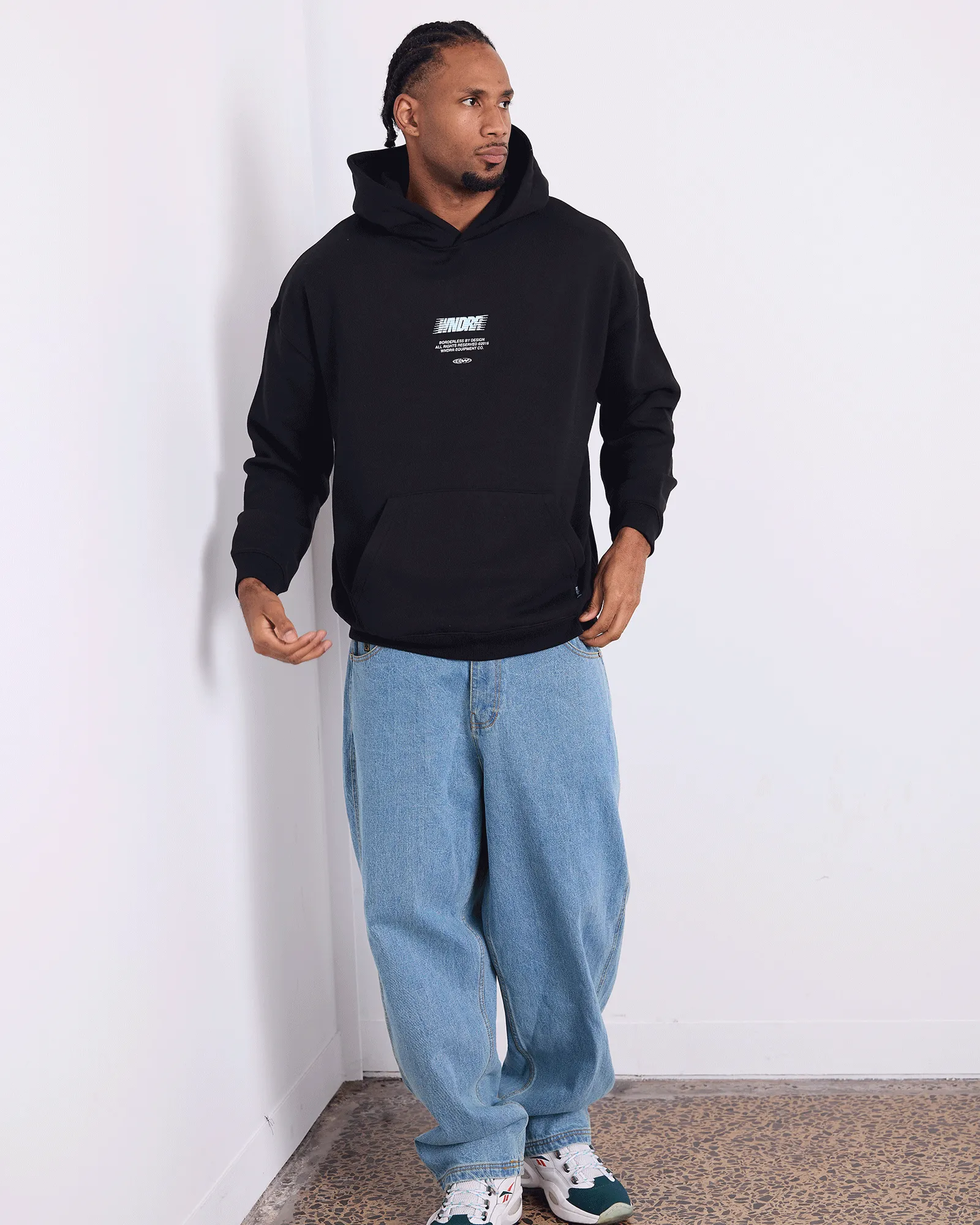 BORDERLESS HOOD SWEAT - BLACK sold by WNDRR product image thumbnail 5