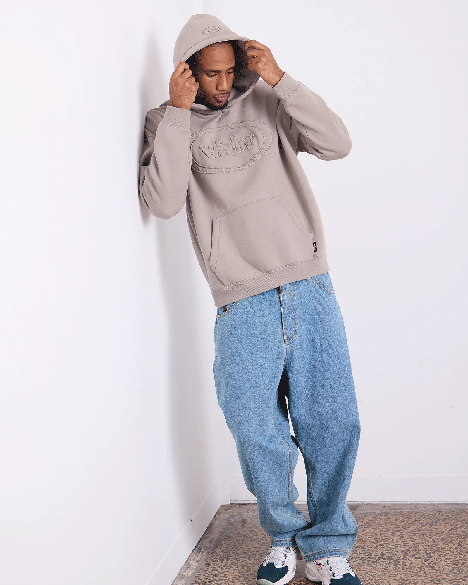 ORBIT HOOD SWEAT - MOON GREY sold by WNDRR product image thumbnail 5