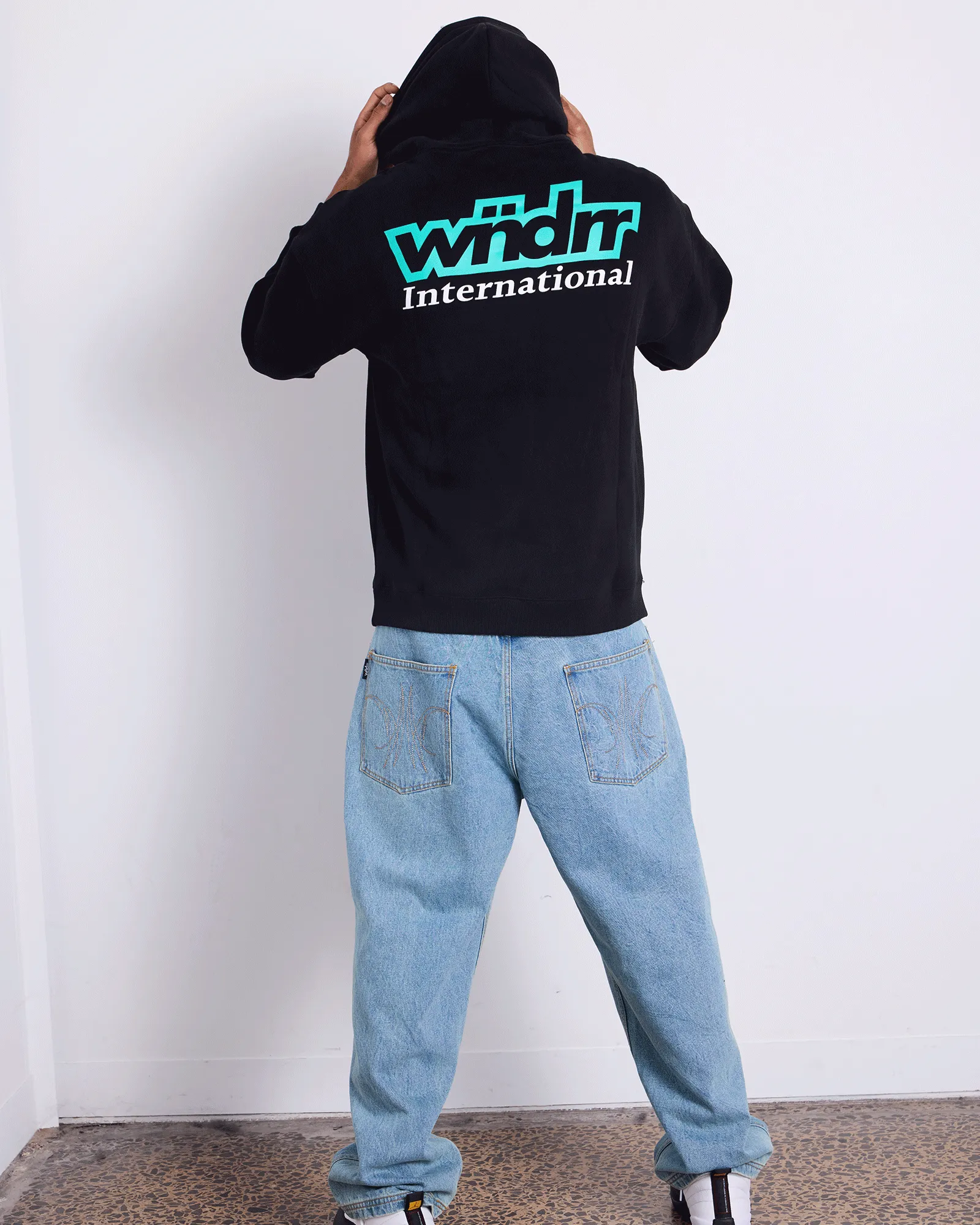 INTERNATIONAL HOOD SWEAT - BLACK sold by WNDRR product image thumbnail 5