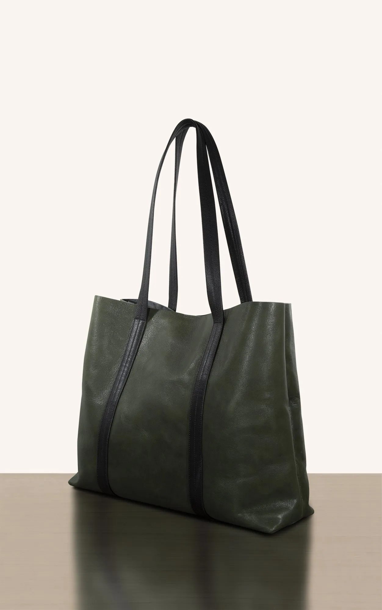 Shopper in Pelle Lavata sold by Gavazzeni product image thumbnail 2