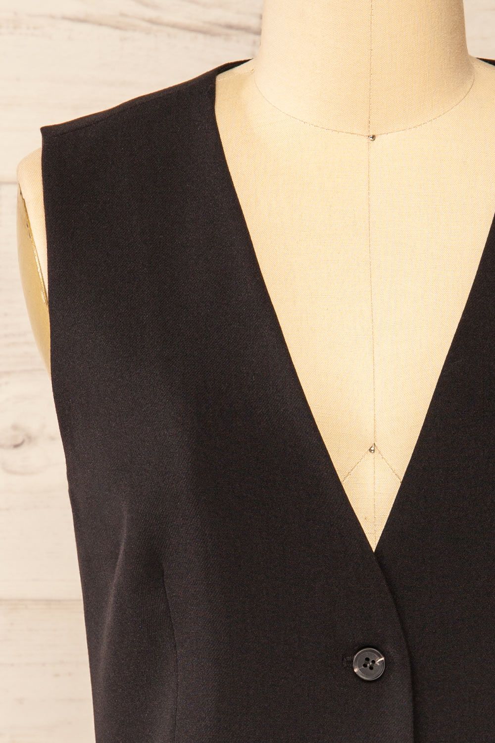 Yavne | Black Sleeveless Blazer sold by Boutique 1861 product image thumbnail 3