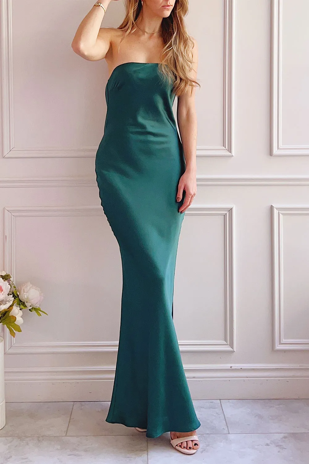 Melya | Green Mermaid Maxi Dress w/ Open Back sold by Boutique 1861 product image thumbnail 3
