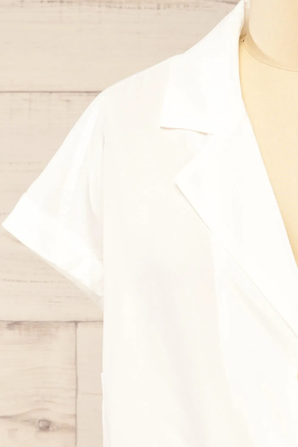 Merempah White | Crop Top w/ Front Tie sold by Boutique 1861 product image thumbnail 2