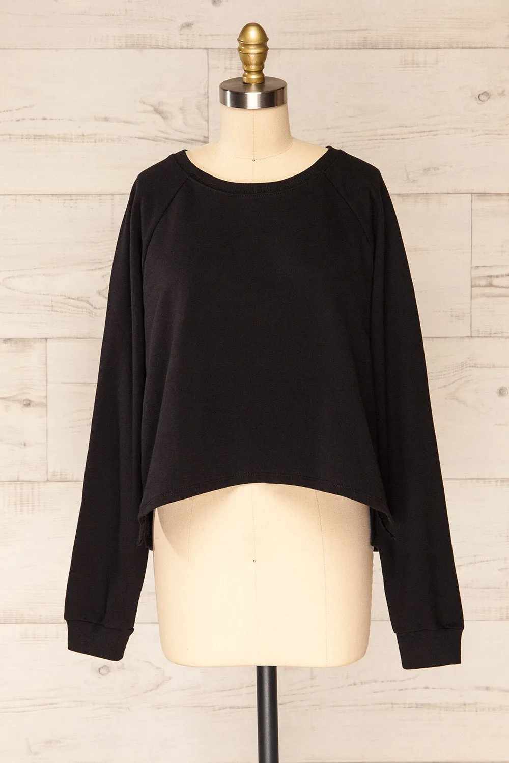 Set Rebec | Black Cropped Sweater & Shorts sold by Boutique 1861 product image thumbnail 3