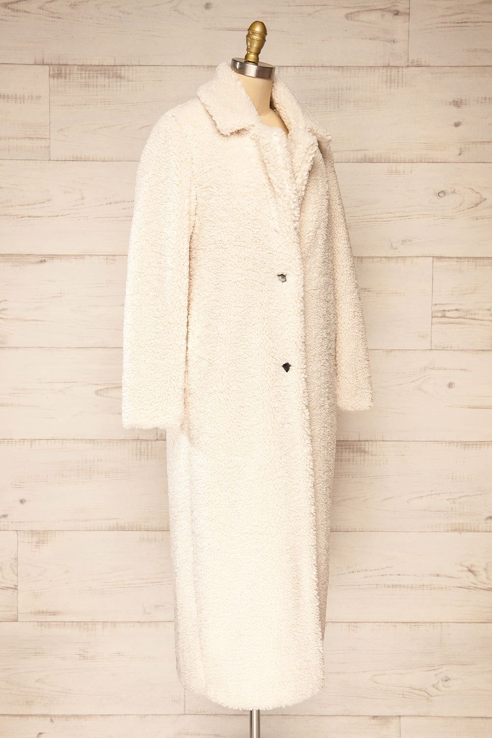 Zaria | Long Ivory Sherpa Coat sold by Boutique 1861 product image thumbnail 6