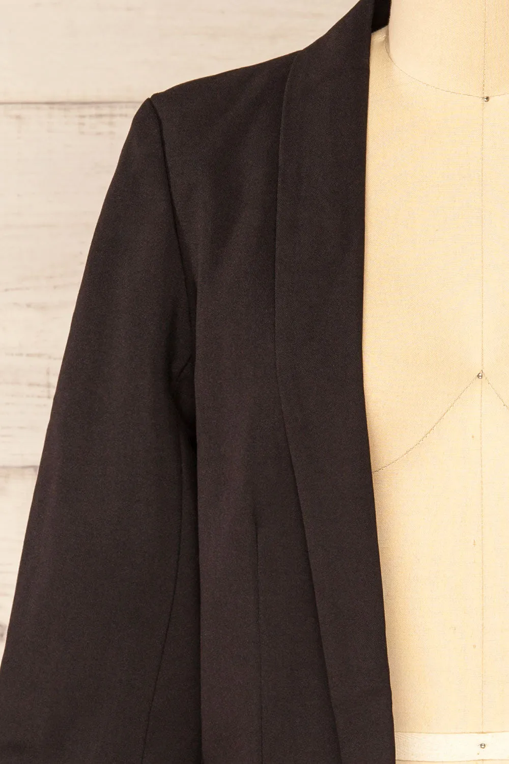 Linares Black | Long Classic Blazer sold by Boutique 1861 product image thumbnail 2