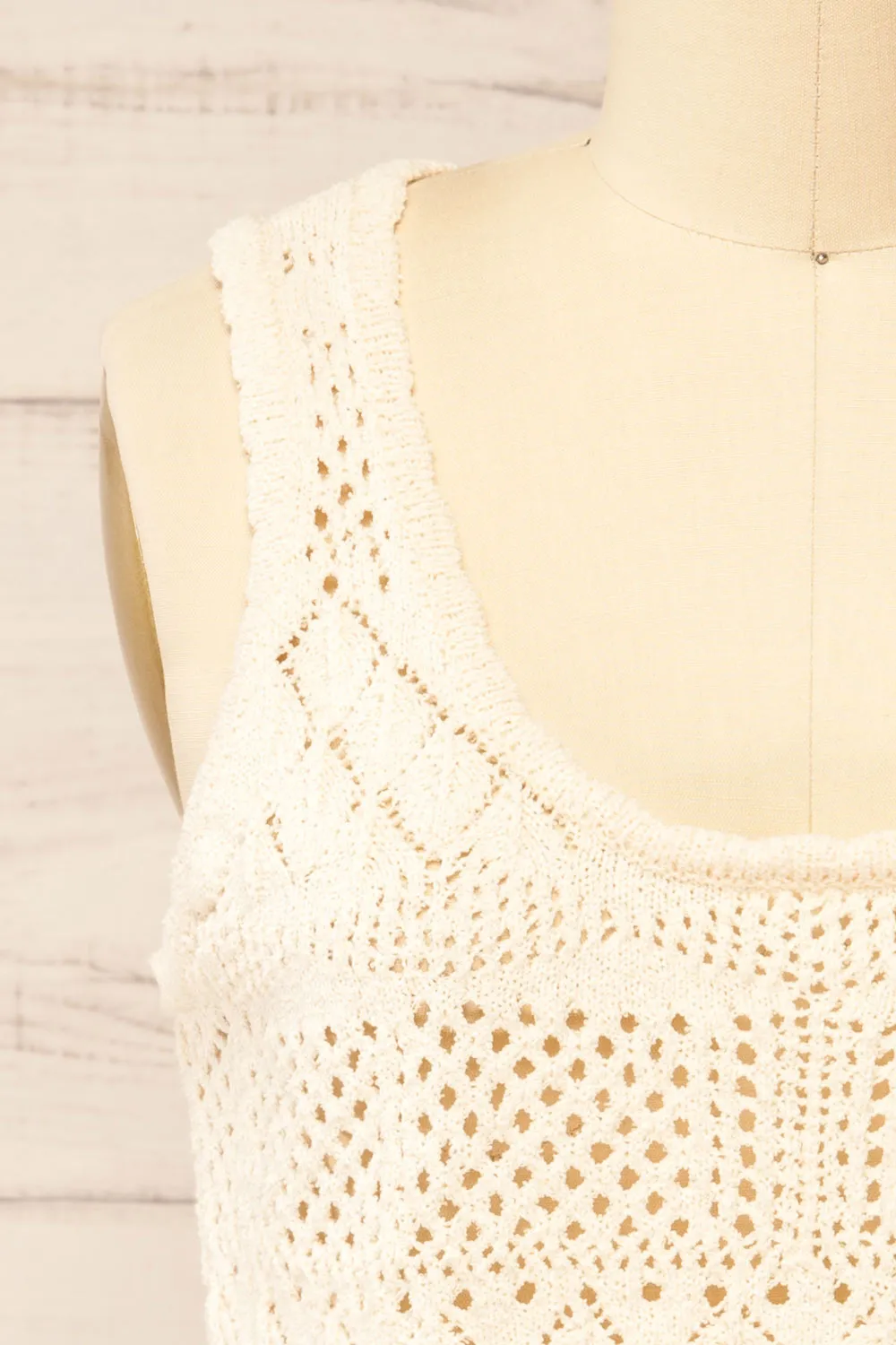 Champoton | Beige Crochet Sleeveless Crop Top sold by Boutique 1861 product image thumbnail 2