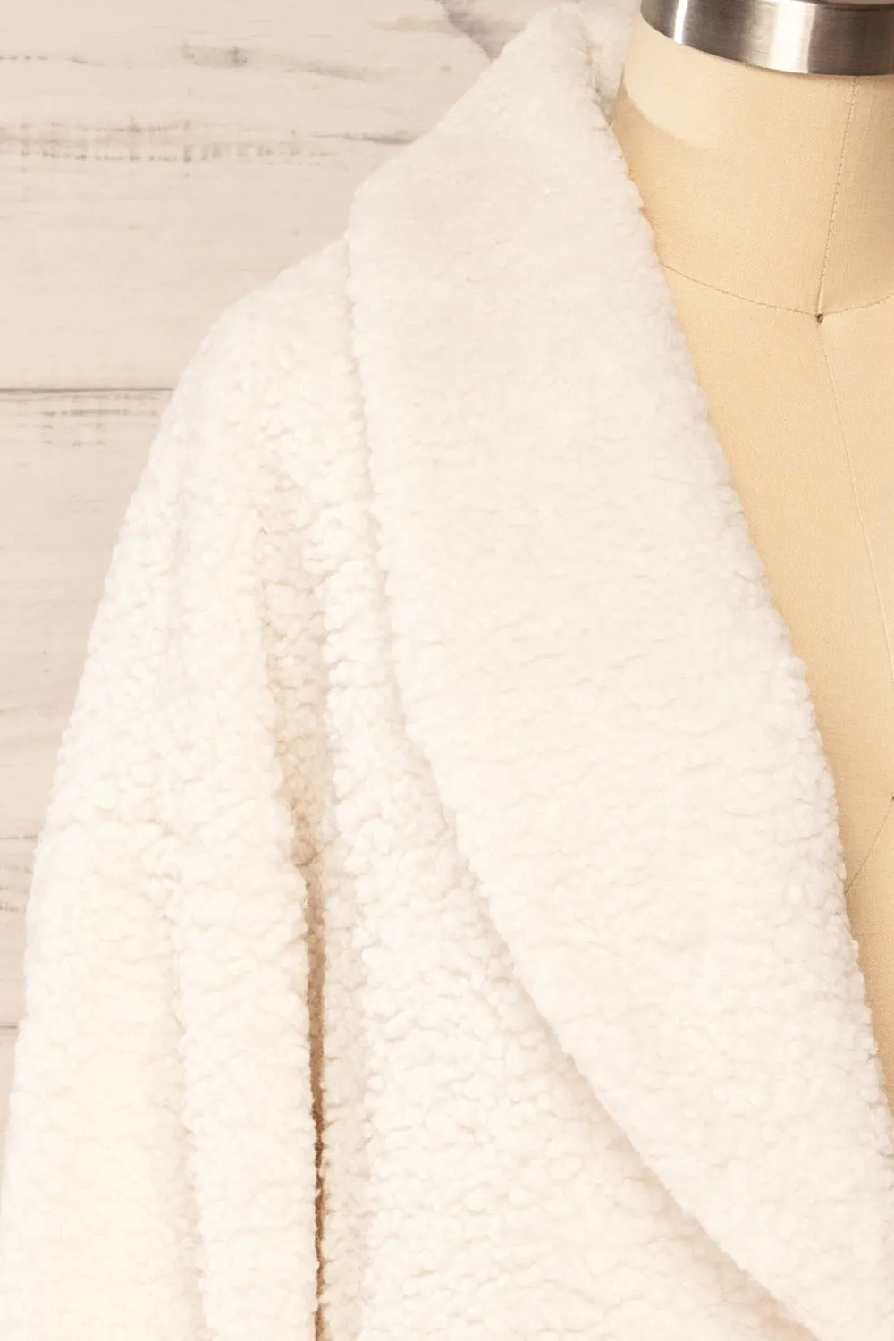 Roquetas Ivory | Fleece Jacket sold by Boutique 1861 product image thumbnail 5
