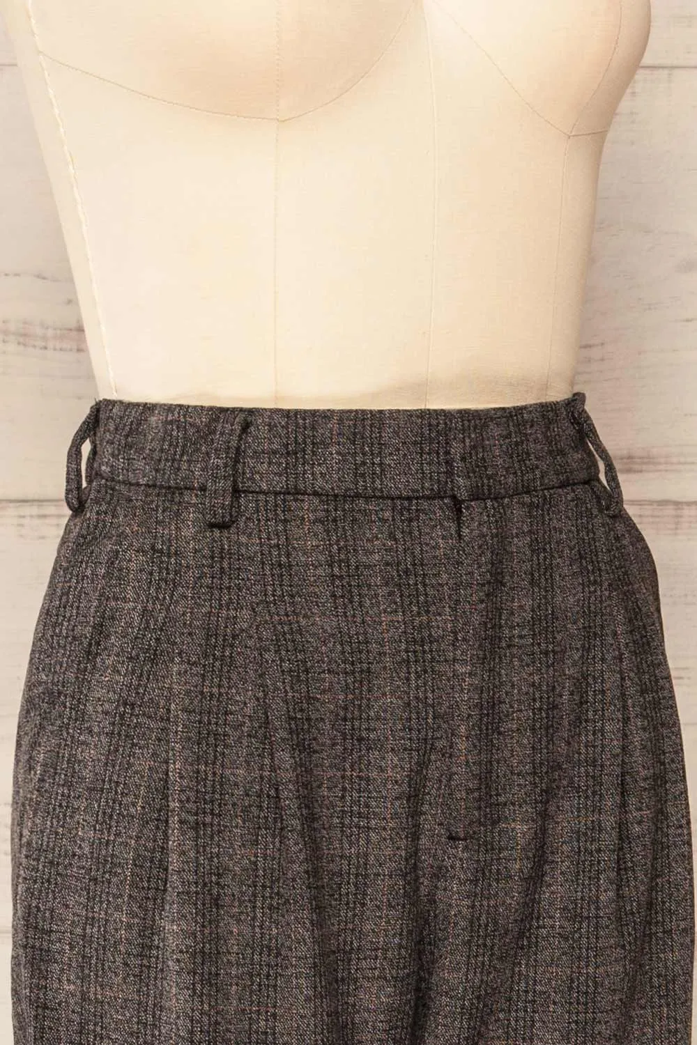 Liandrino | High-Waisted Plaid Pants sold by Boutique 1861 product image thumbnail 4