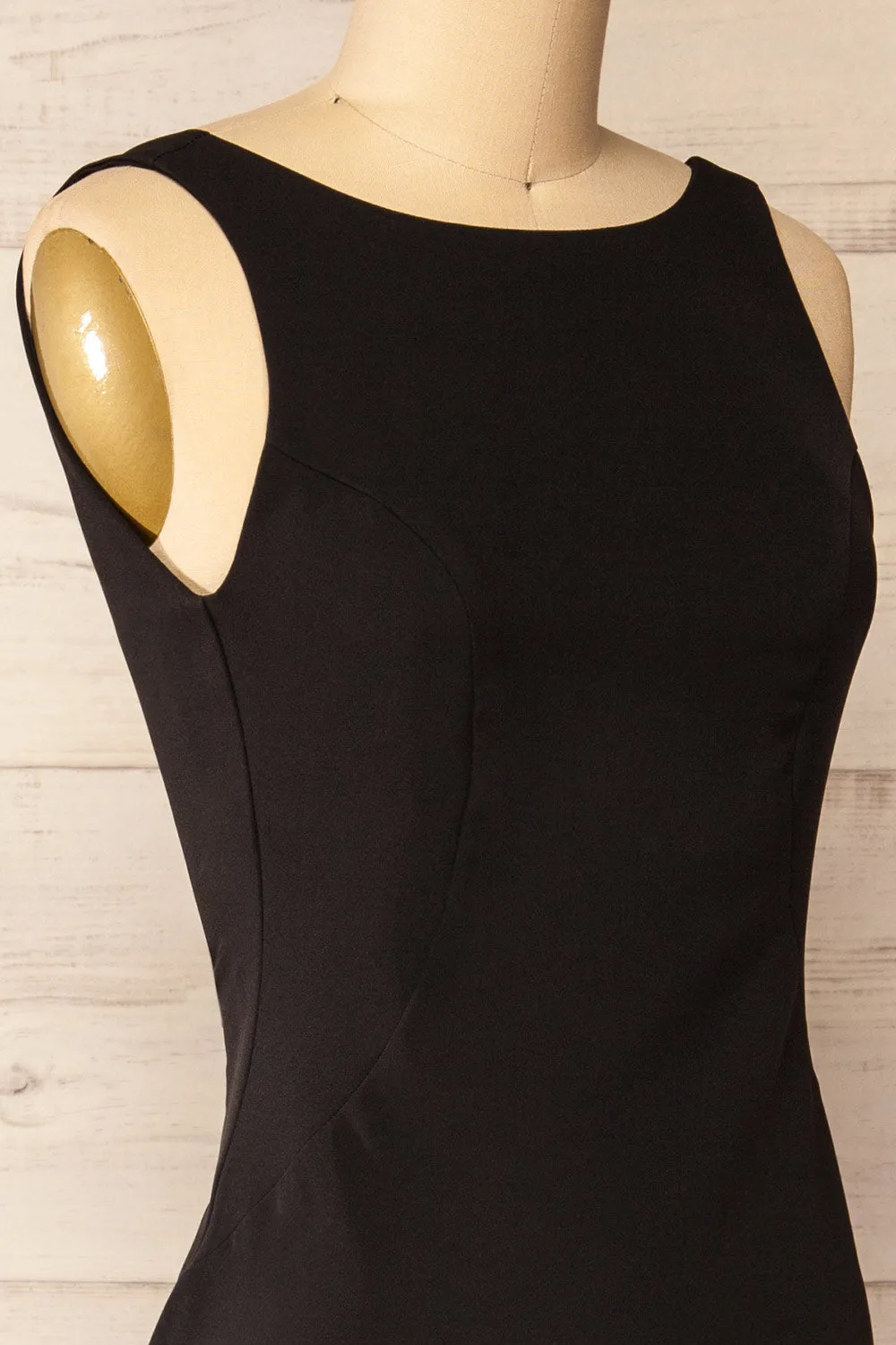 Kovna Black | Fitted Midi Dress w/ Open Back sold by Boutique 1861 product image thumbnail 5