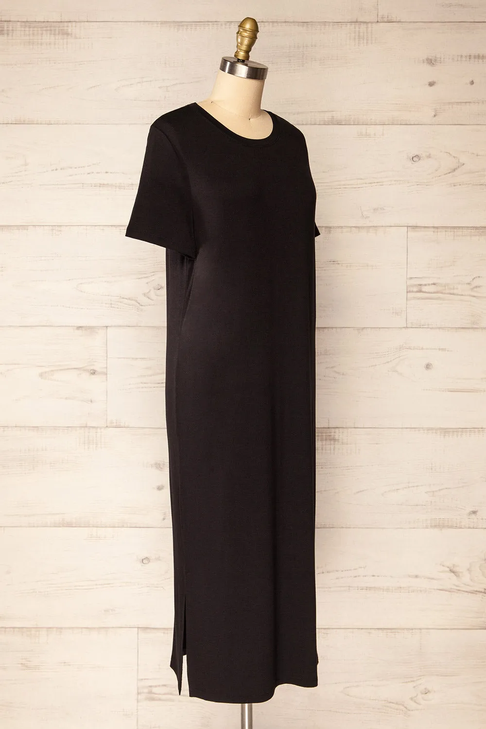 Bucarest Black | Relaxed Fit Midi Dress w/ Short Sleeves sold by Boutique 1861 product image thumbnail 3