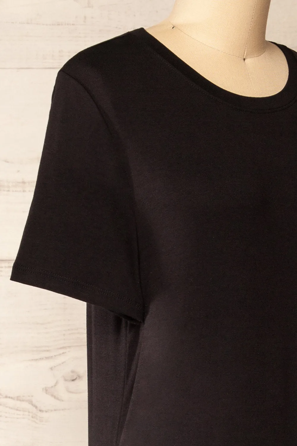 Bucarest Black | Relaxed Fit Midi Dress w/ Short Sleeves sold by Boutique 1861 product image thumbnail 4