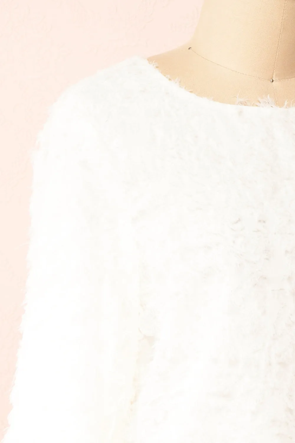 Saphina | White Crop Top w/ Feathery Texture sold by Boutique 1861 product image thumbnail 4