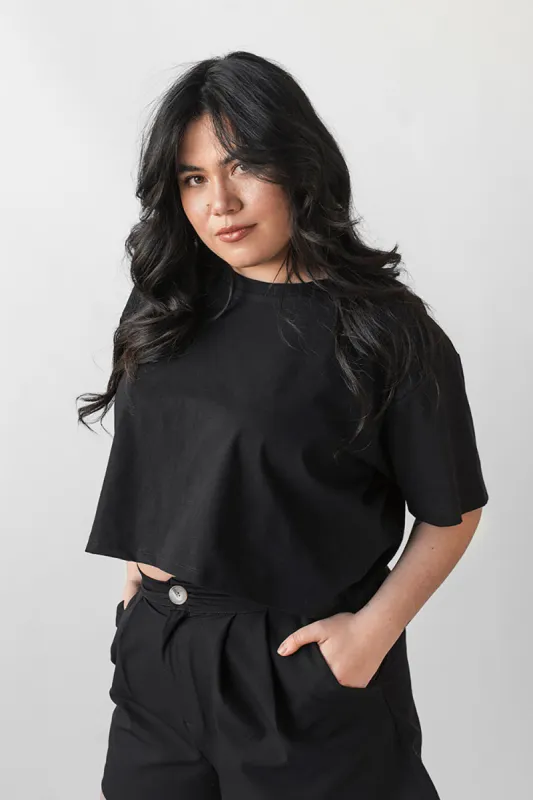 Anays Black | Round Collar Cropped T-Shirt by Dailystory made by Boutique 1861